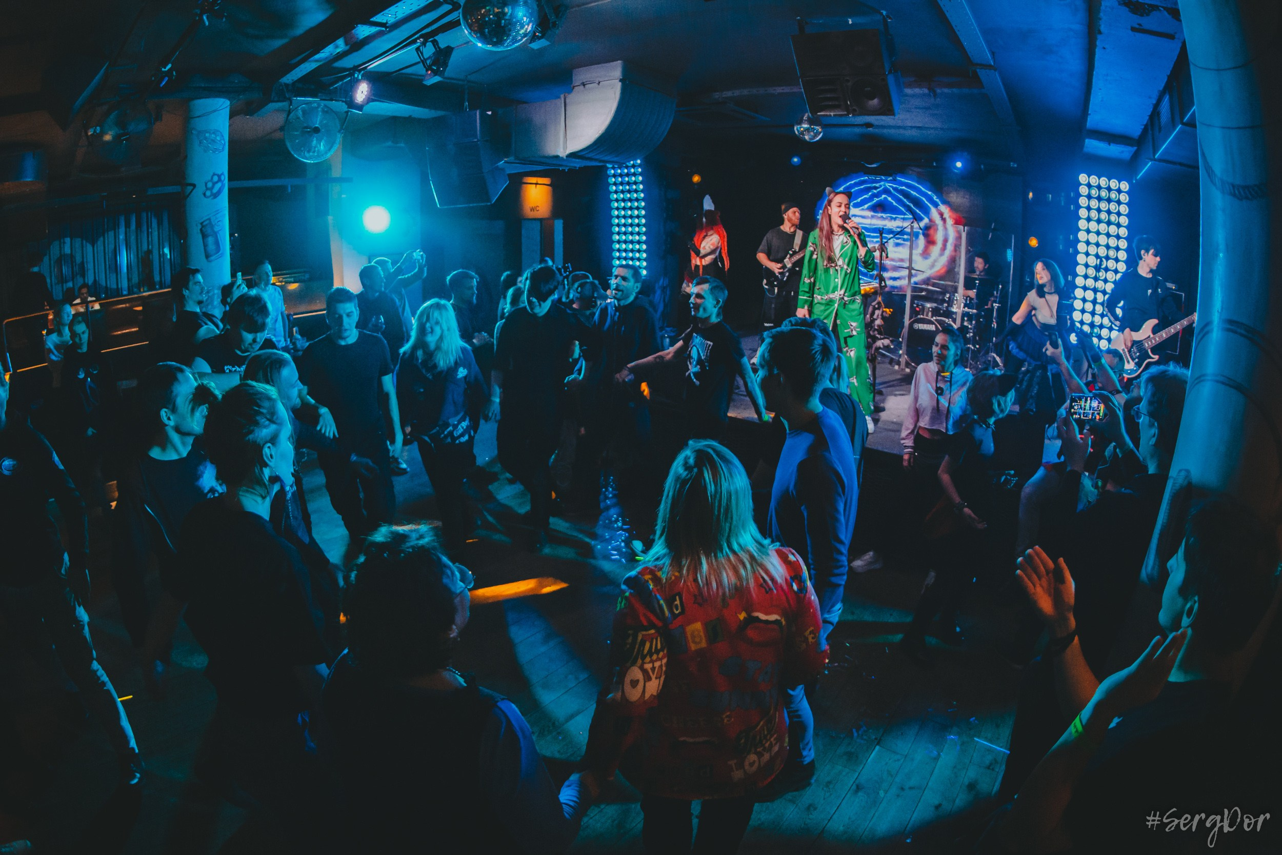 Дайте два, Мумий Тролль бар, Москва, Д2, МТ, День рождения группы, Юбилей, Люся Махова, презентация альбома, Простые радости в краю беспечных зомби, 26.11.2023, SergDor, 26 ноября 2023 года, #SergDor