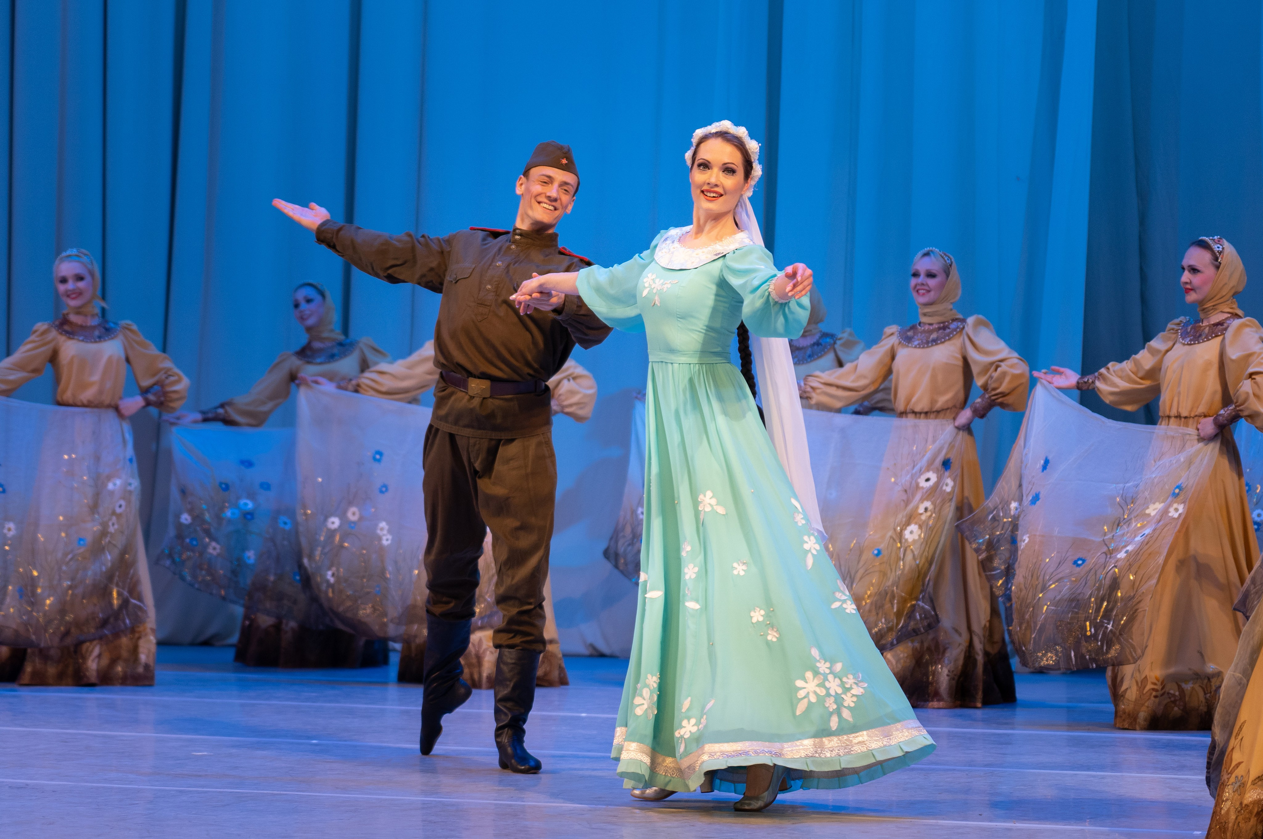 Ансамбль «Берёзка» им. Н. С. Надеждиной. Фотограф Николай Костюк