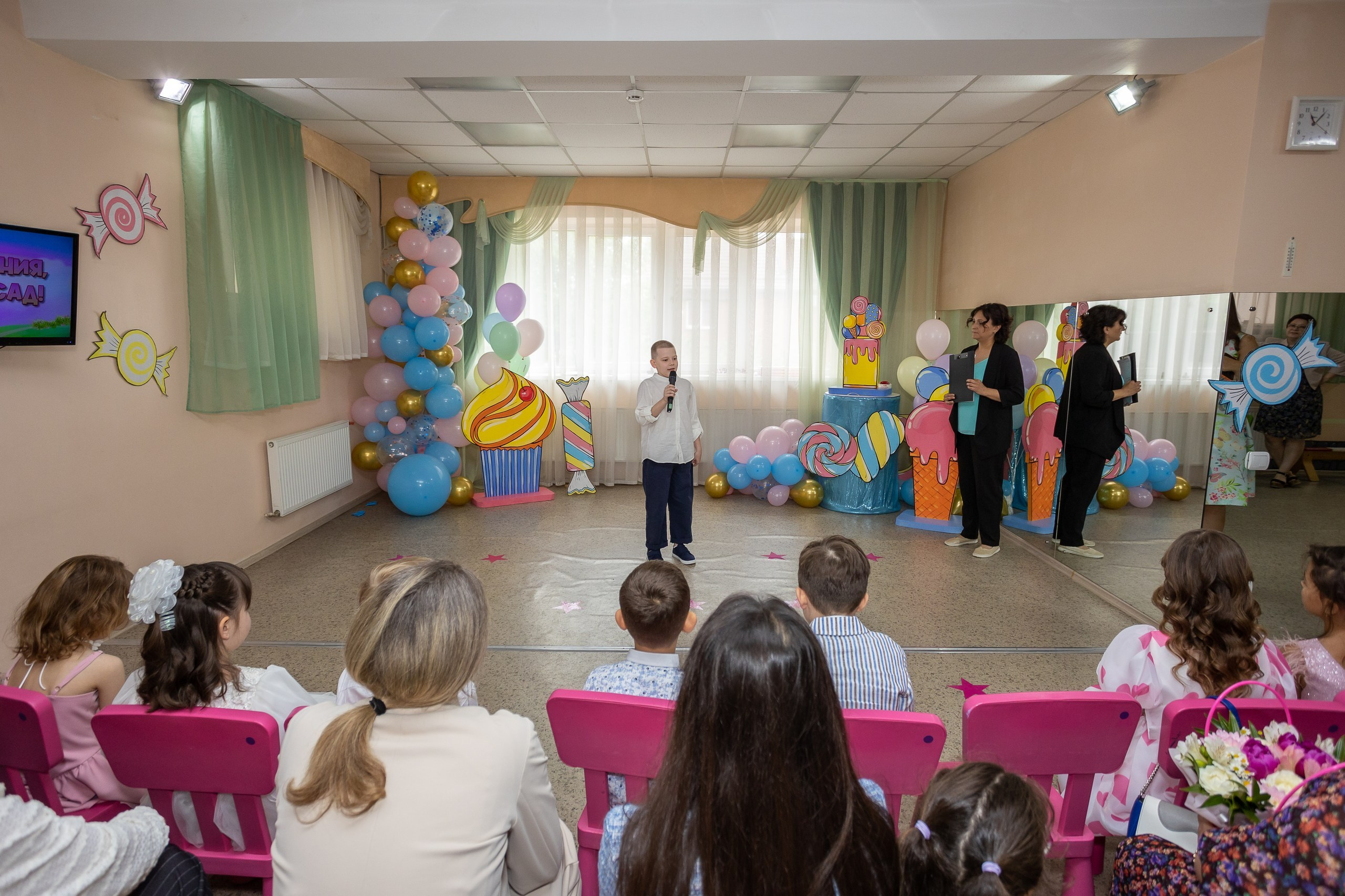 Выпускной Детский сад, 2 часа, 8000. Выпускные альбомы Майкоп, Краснодар Елена Золотарева