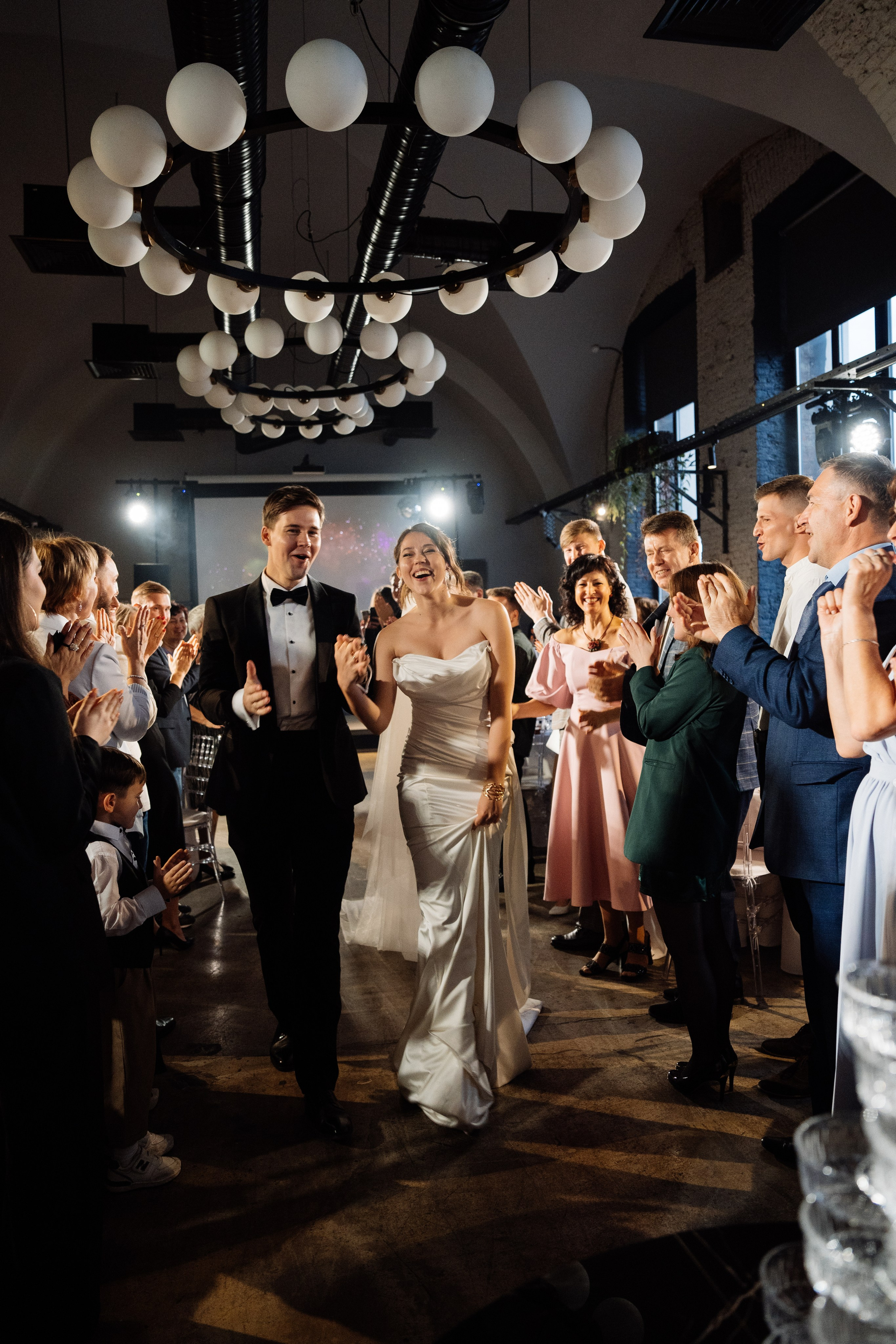 Оранжевая свадьба в гребешках. Свадебный фотограф организатор в Санкт-Петербурге Ассоль Опарина