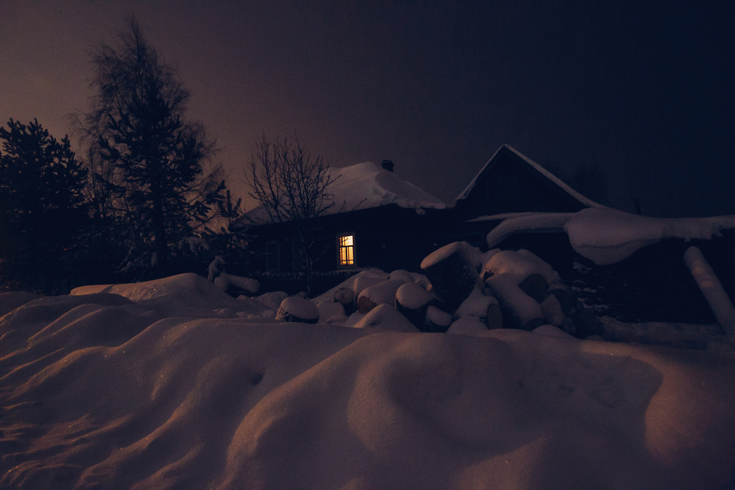 Средняя полоса. Свадебный и репортажный фотограф в Ярославле и Санкт-Петербурге Роман Микрюков