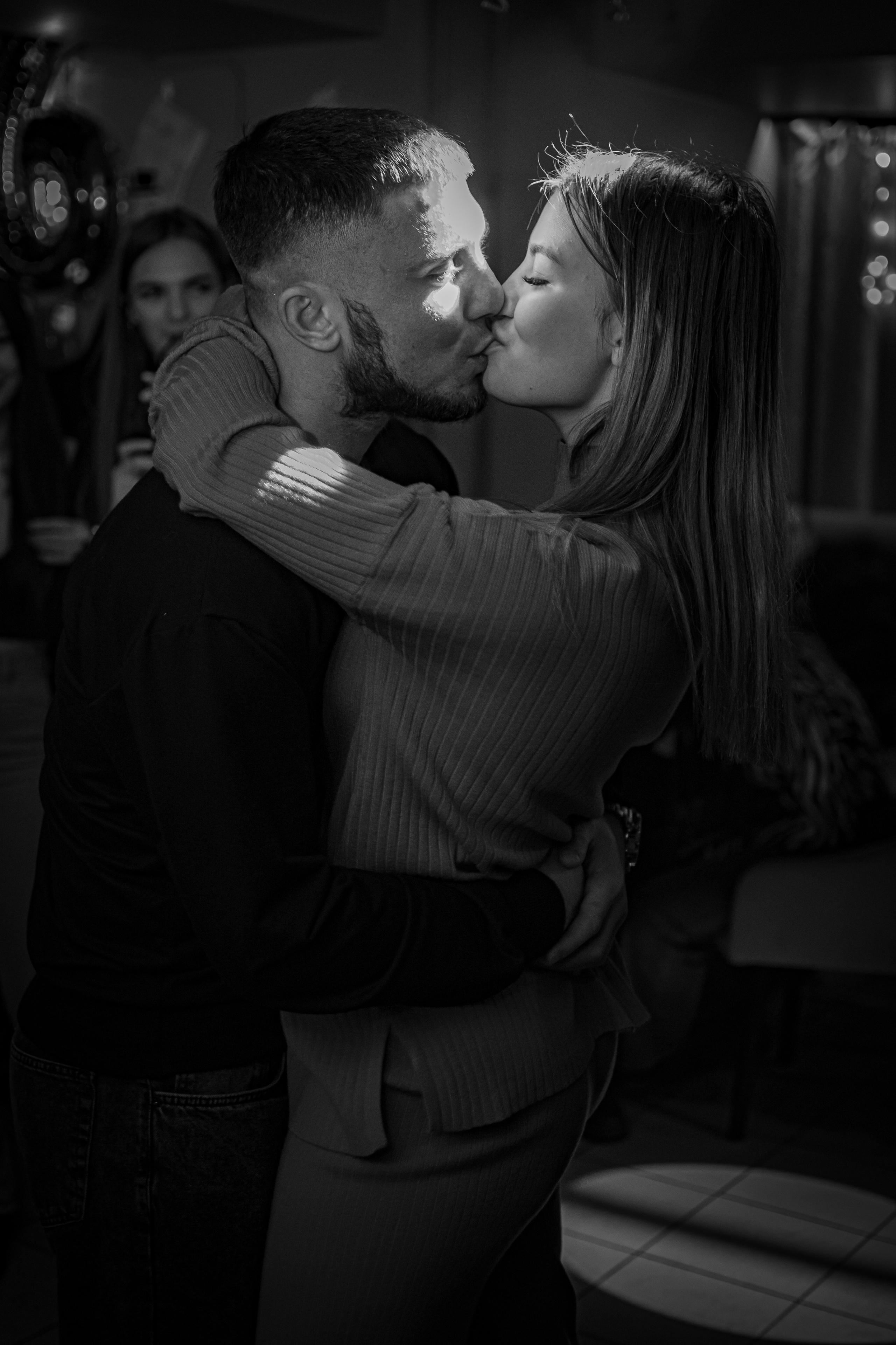 HOLLYWOOD / 6 YEARS. Photokarish