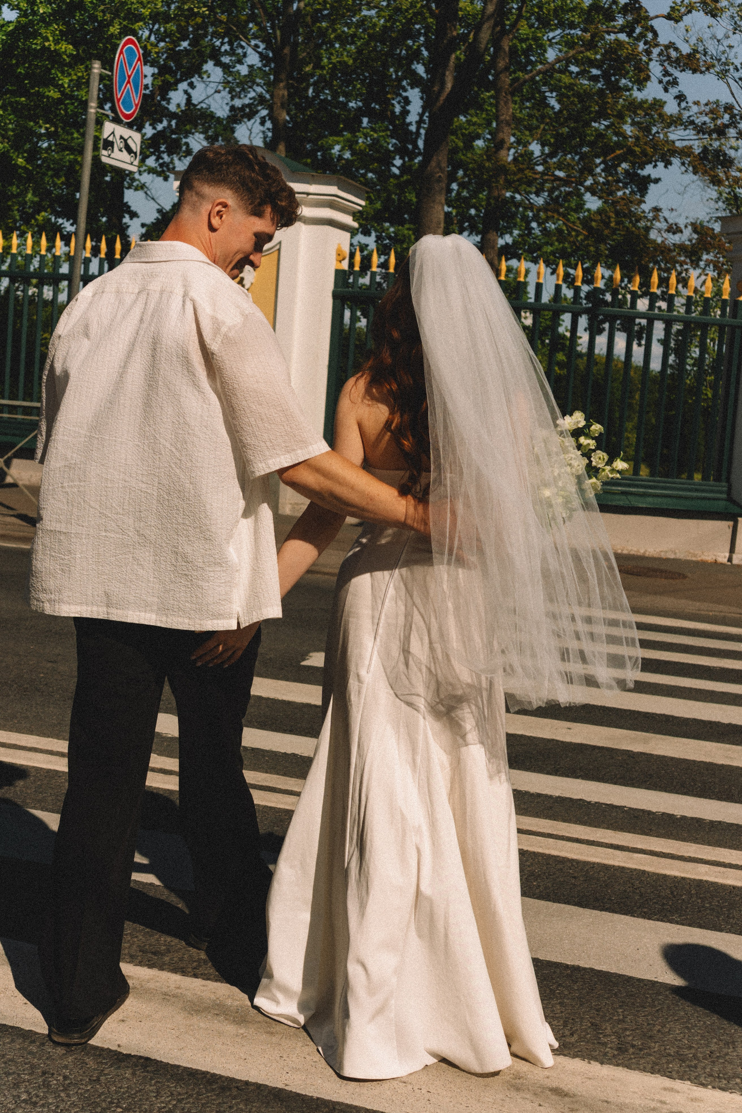 СВАДЕБНАЯ СЬЕМКА В ПЕТЕРГОФЕ И СЬЕМКА РЕПОРТАЖА В ЗАГСЕ ПЕТЕРГОФА. Профессиональный фотограф, Санкт-Петербург — Виктория Богомолова