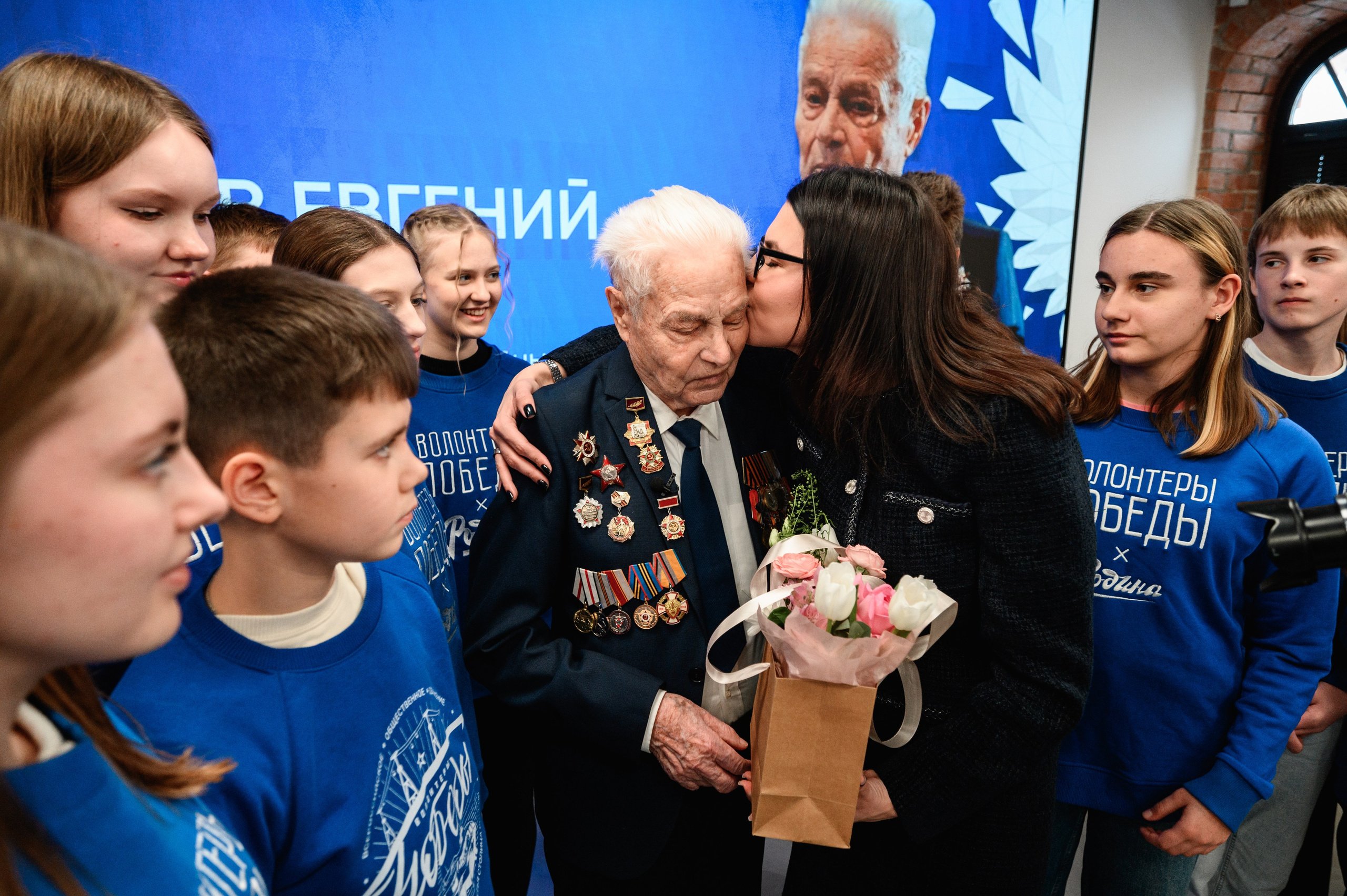 Встреча с ветераном. Фотограф Захваткин Роман