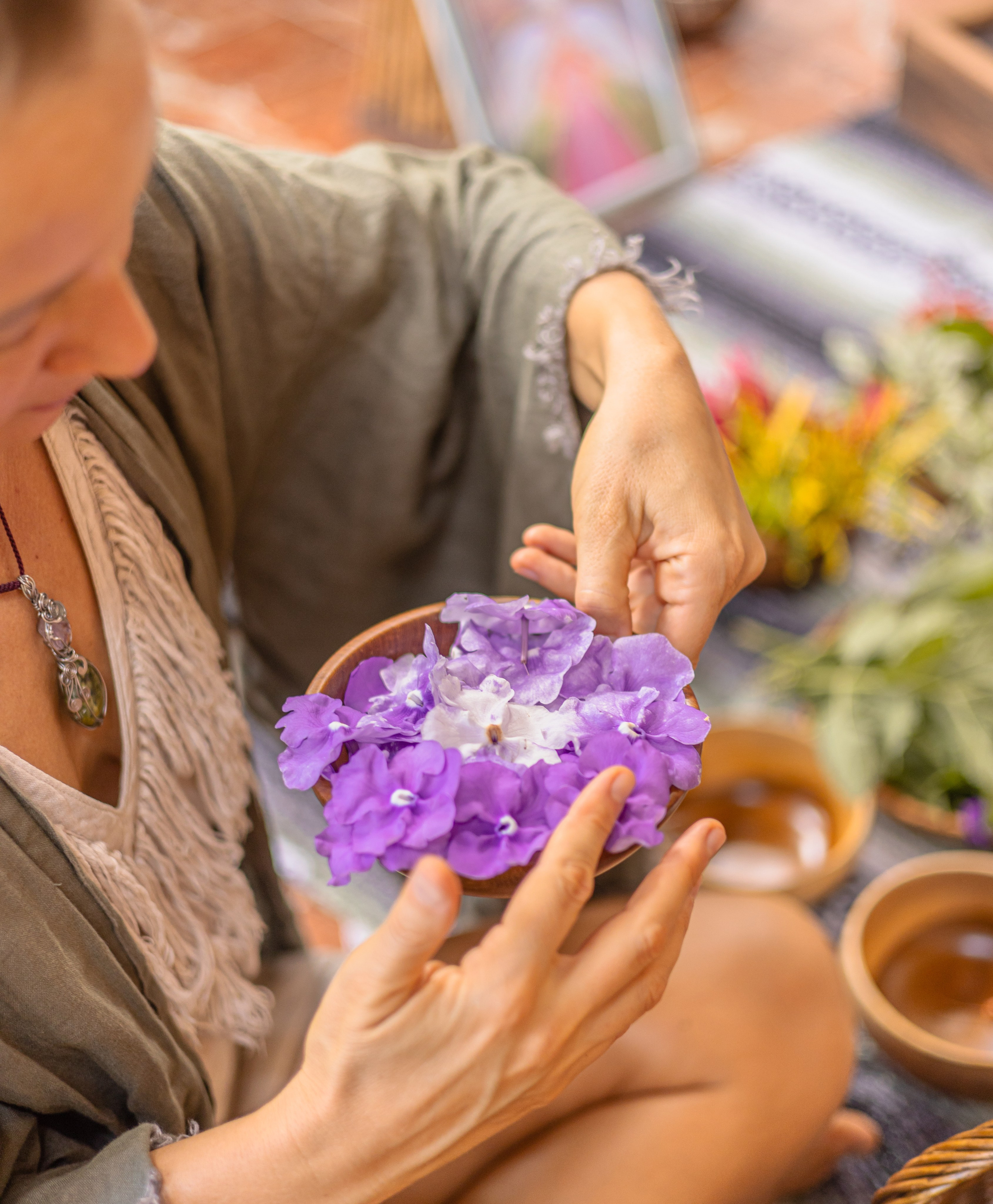 Nana sacral therapy master. Family, portrait, content photo in Costa Rica Evgeniya Besprozvannykh