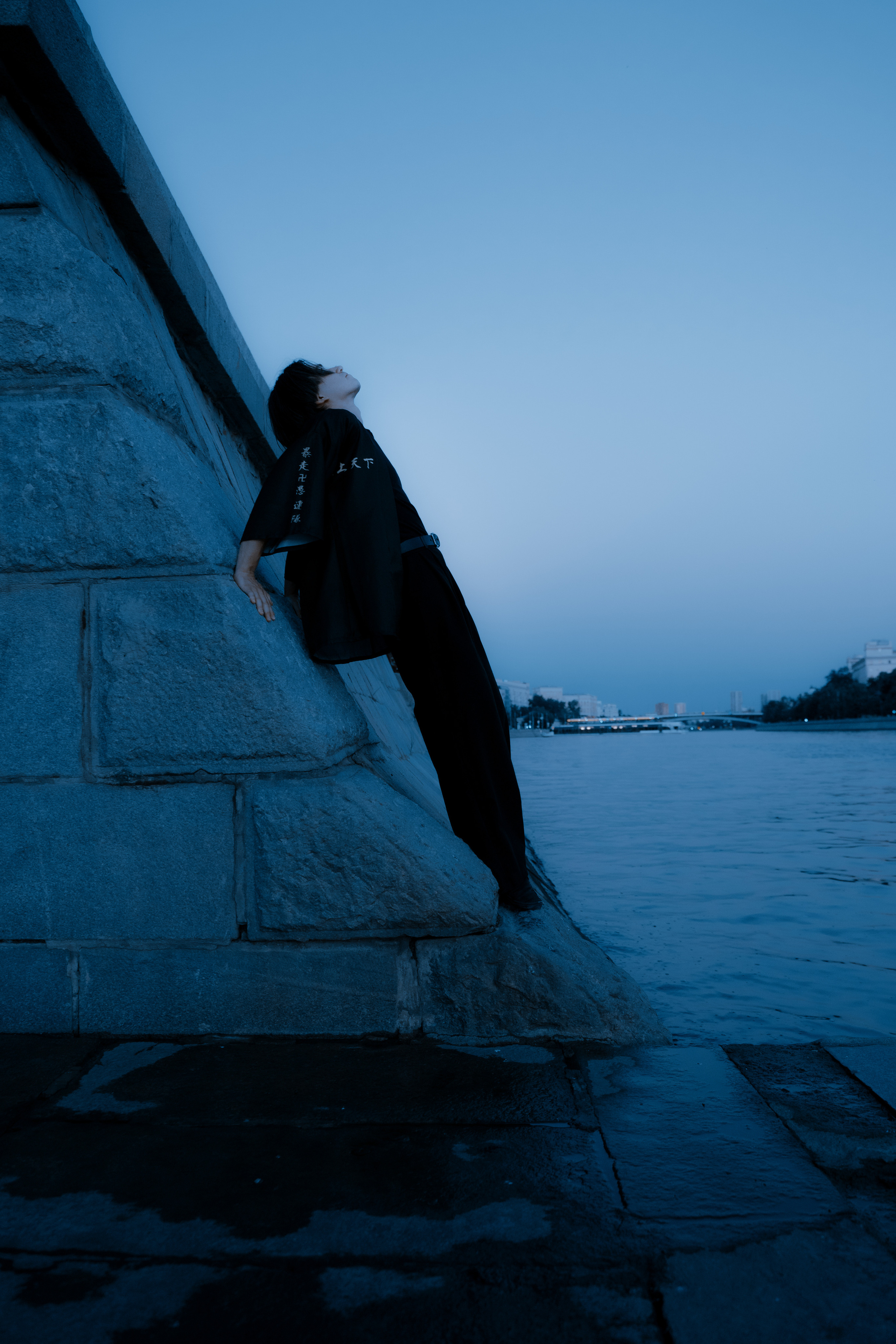 Съемка на центральной набережной Москвы