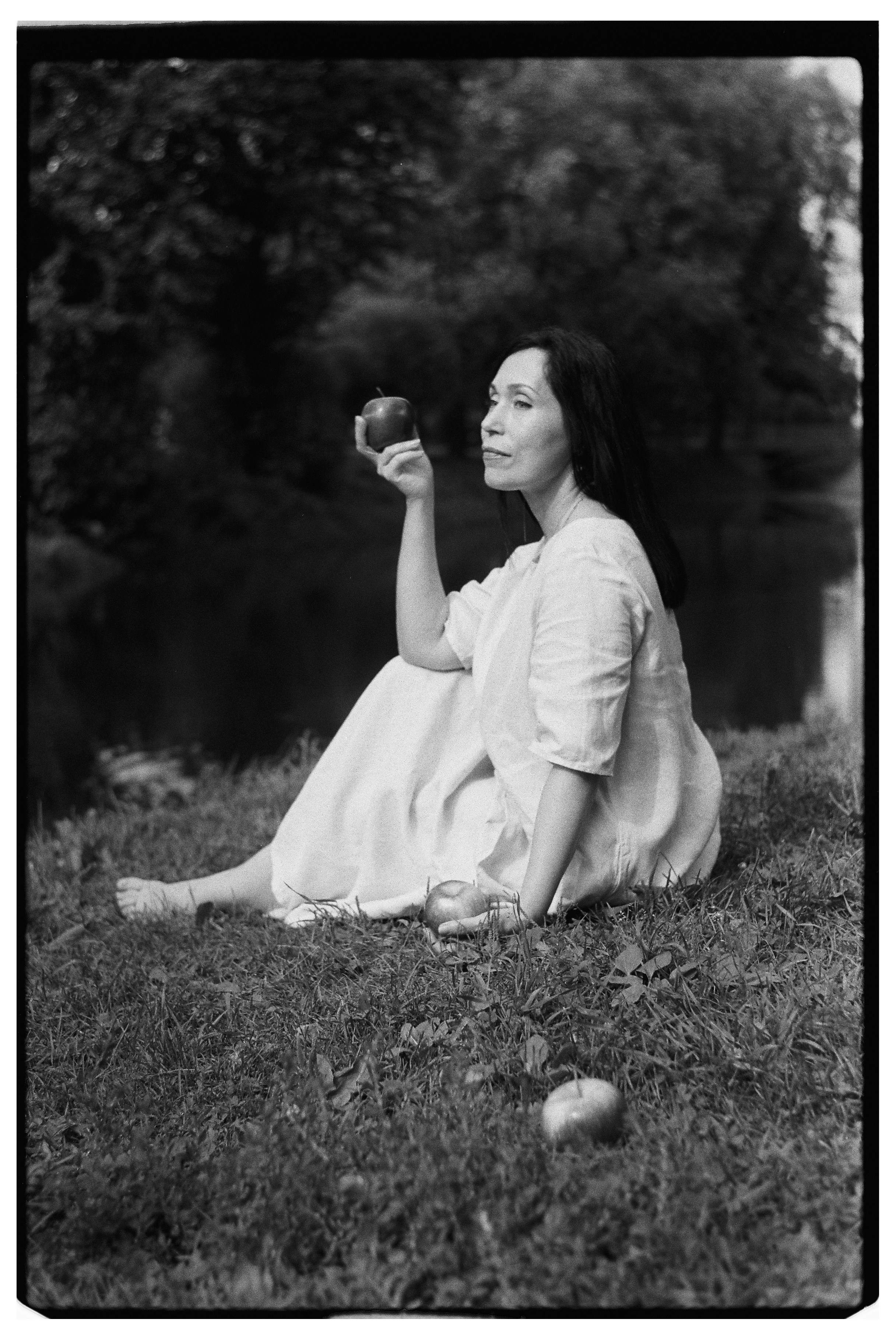 Портретная фотосессия на пленку в Оранжерее Таврического сада, СПб. Светлана Гопанюк. Портретный фотограф. Санкт-Петербург. СПб