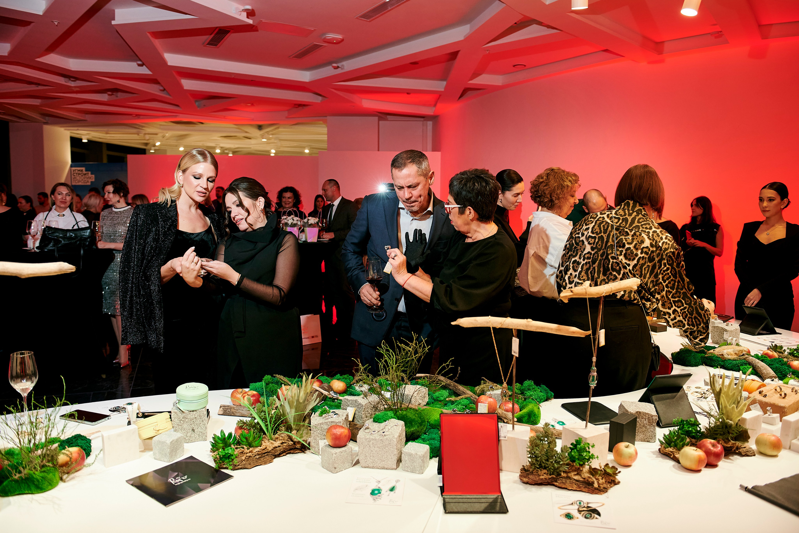 Ювелирный дом Ринго «Драгоценная история Урала». Фотограф Постольник Дарья