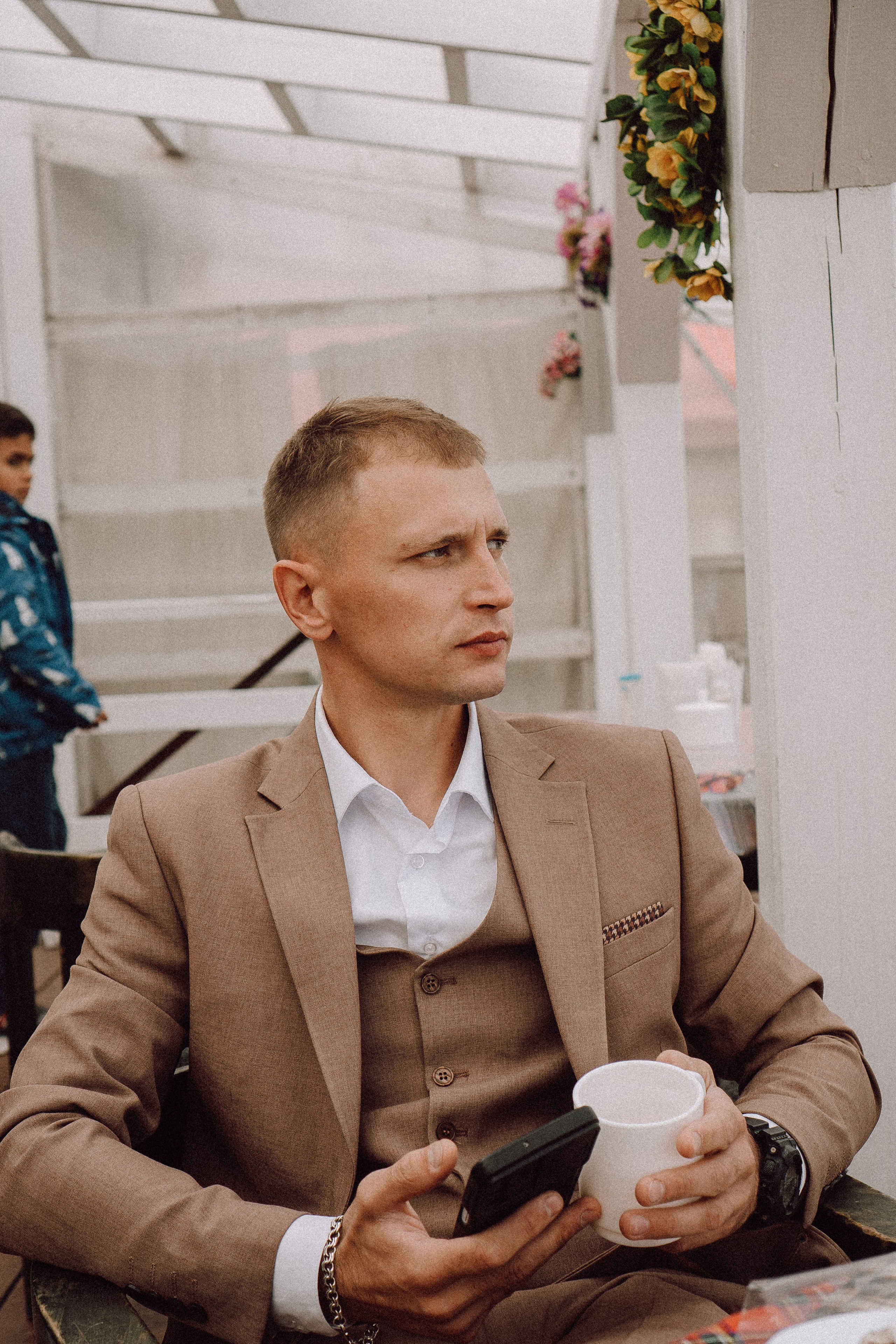 СВАДЕБНАЯ ФОТОСЕССИИЯ ПАРЫ В ГОРОДЕ ПРИОЗЕРСК В СОСНОВОМ ЛЕСУ И С ПИКАПОМ. Профессиональный фотограф, Санкт-Петербург — Виктория Богомолова