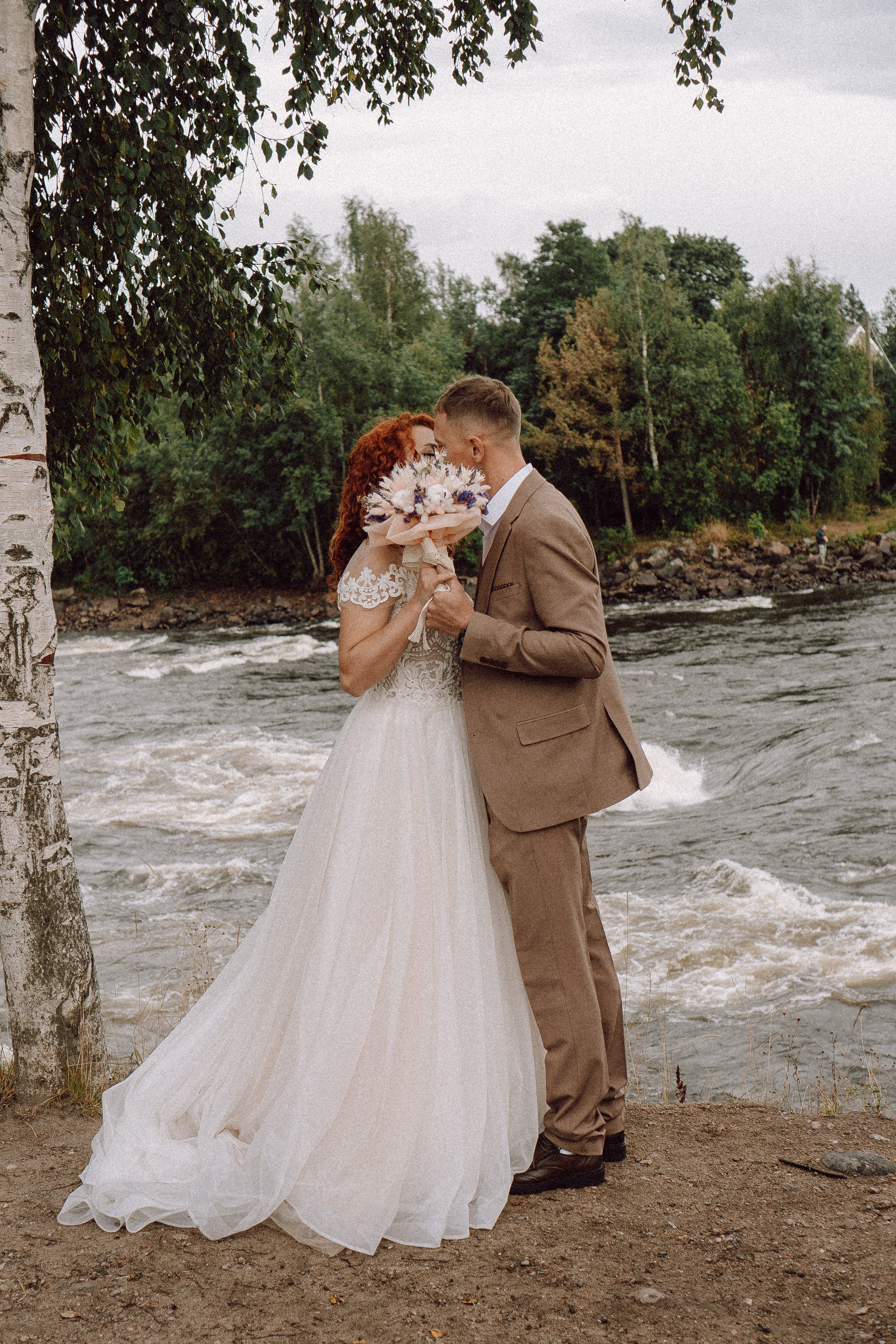СВАДЕБНАЯ ФОТОСЕССИИЯ ПАРЫ В ГОРОДЕ ПРИОЗЕРСК В СОСНОВОМ ЛЕСУ И С ПИКАПОМ. Профессиональный фотограф, Санкт-Петербург — Виктория Богомолова