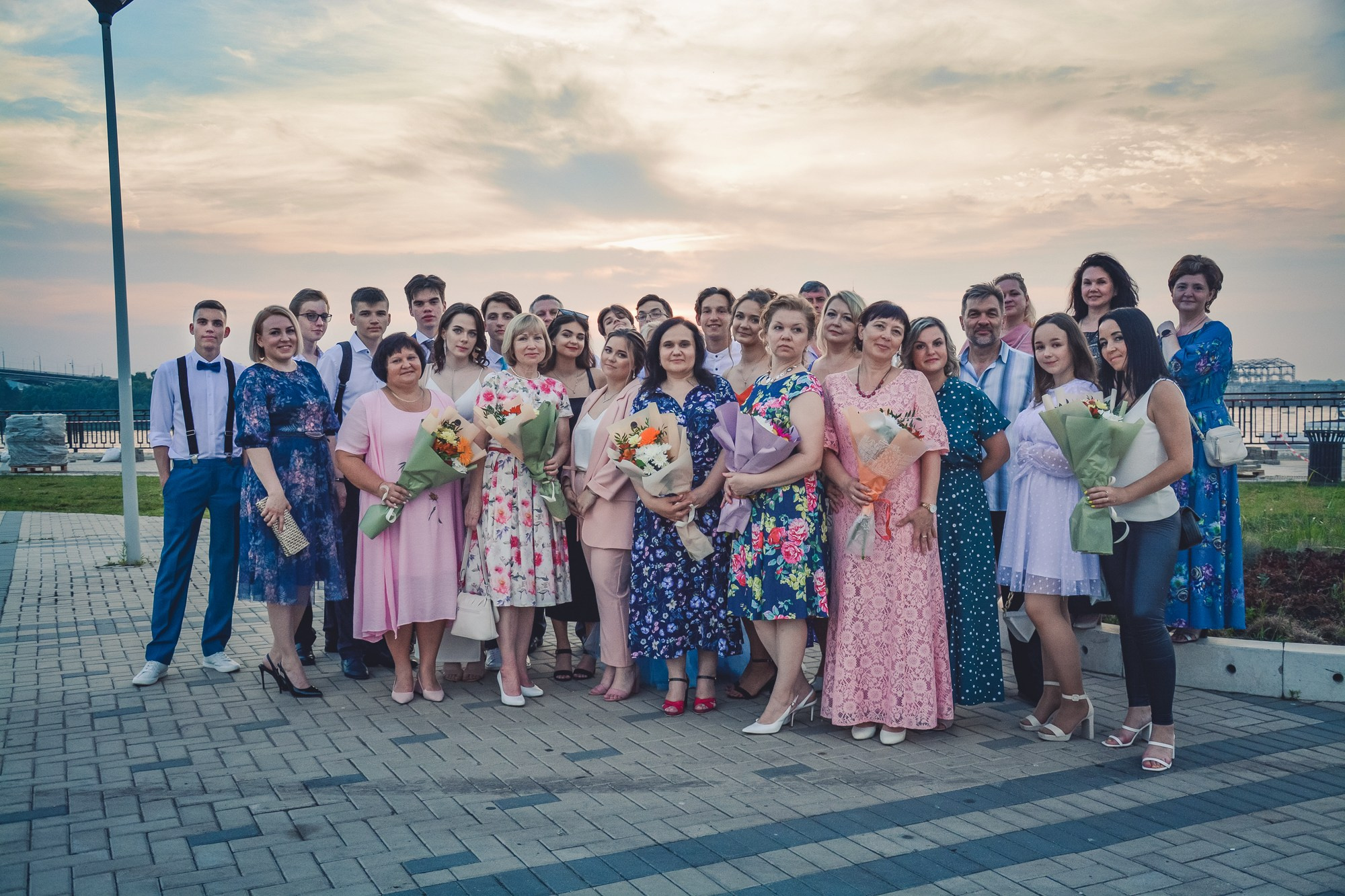 Фотосессия на школьный выпускной в Нижнем Новгороде. Фотограф Макс Огурцов в Нижнем Новгороде