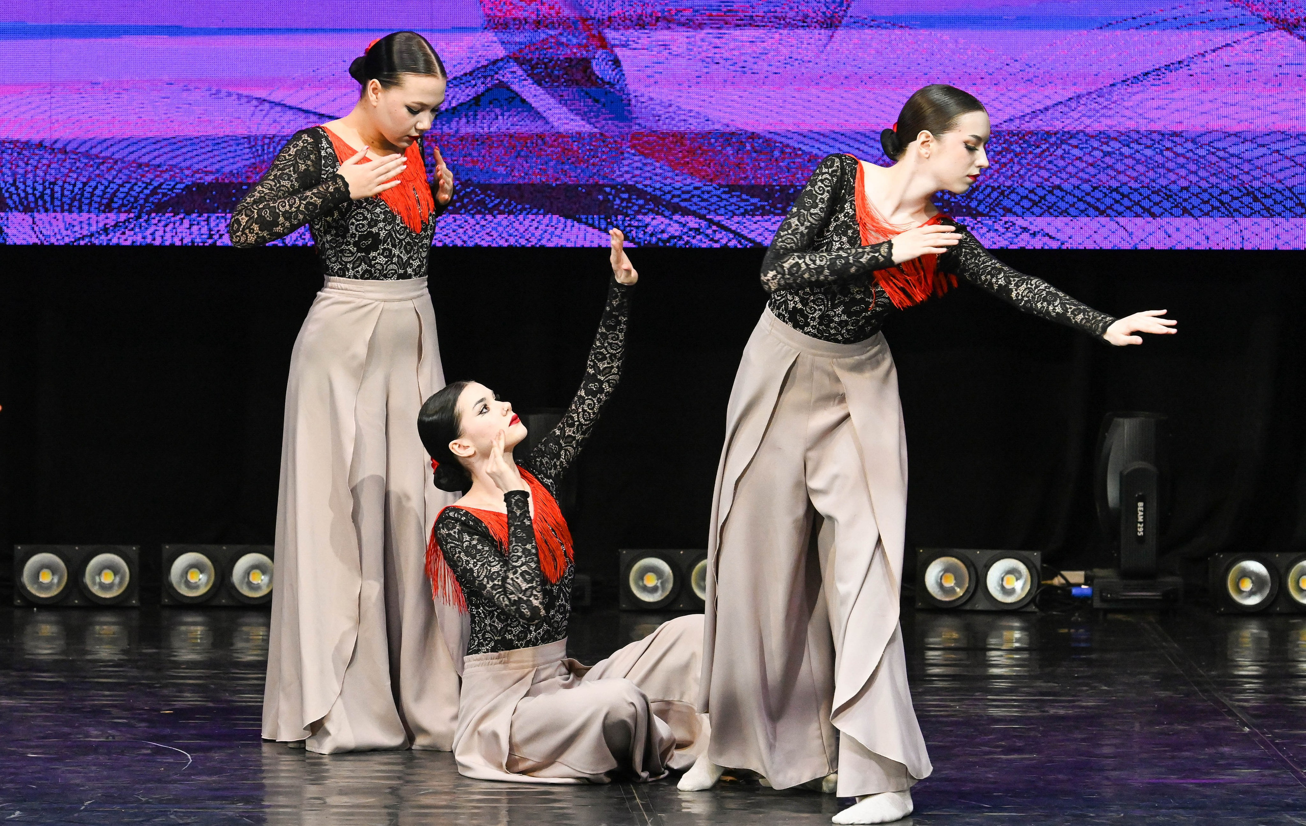 24.11.2024 Фестиваль хореографического искусства «АРТ-КОМПАС. Поволжье» г. Самара. Медиастудия Фото Концепт