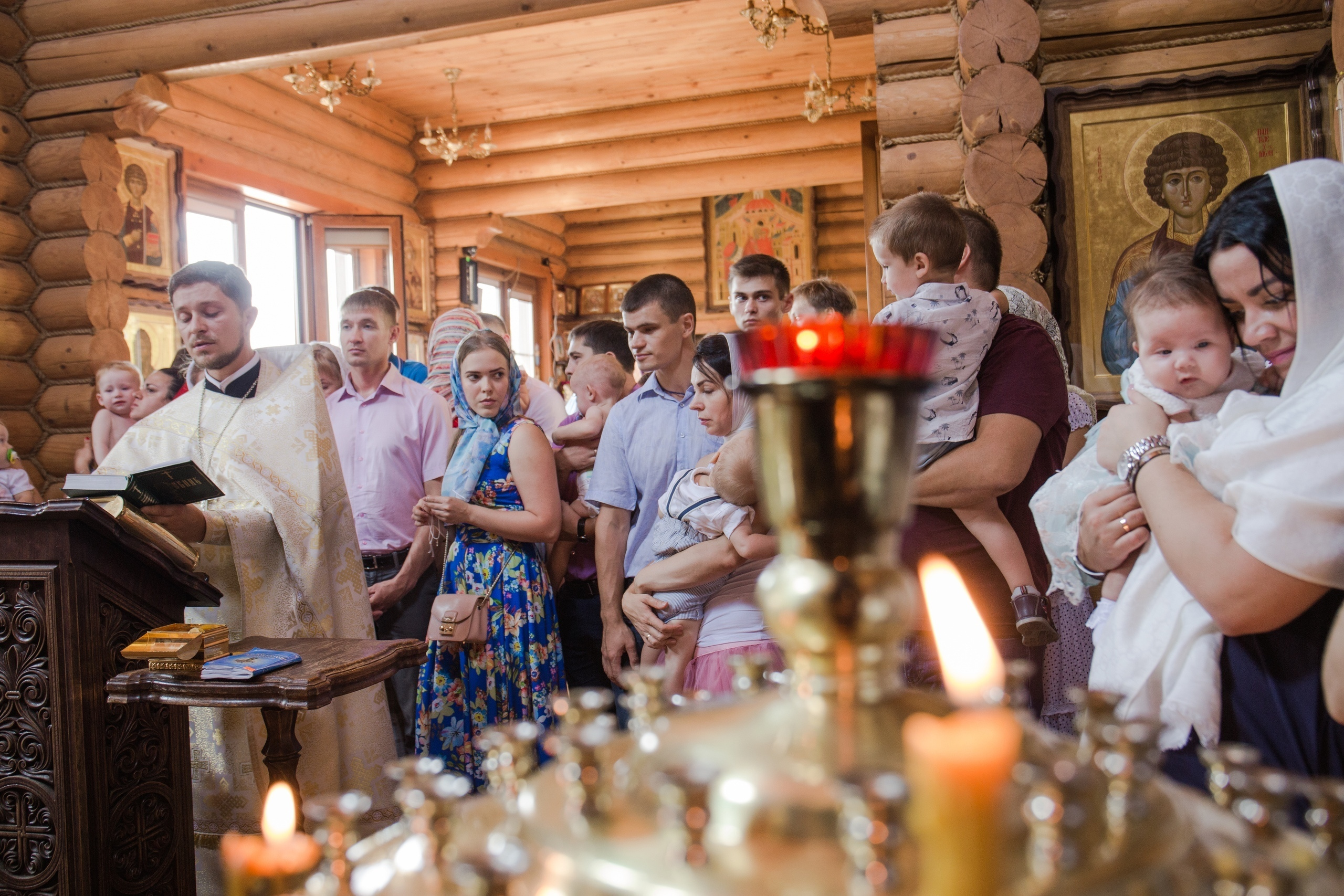 Крещение Аделины. Свадебный и семейный профессиональный фотограф в Ростове-на-Дону , Кри
