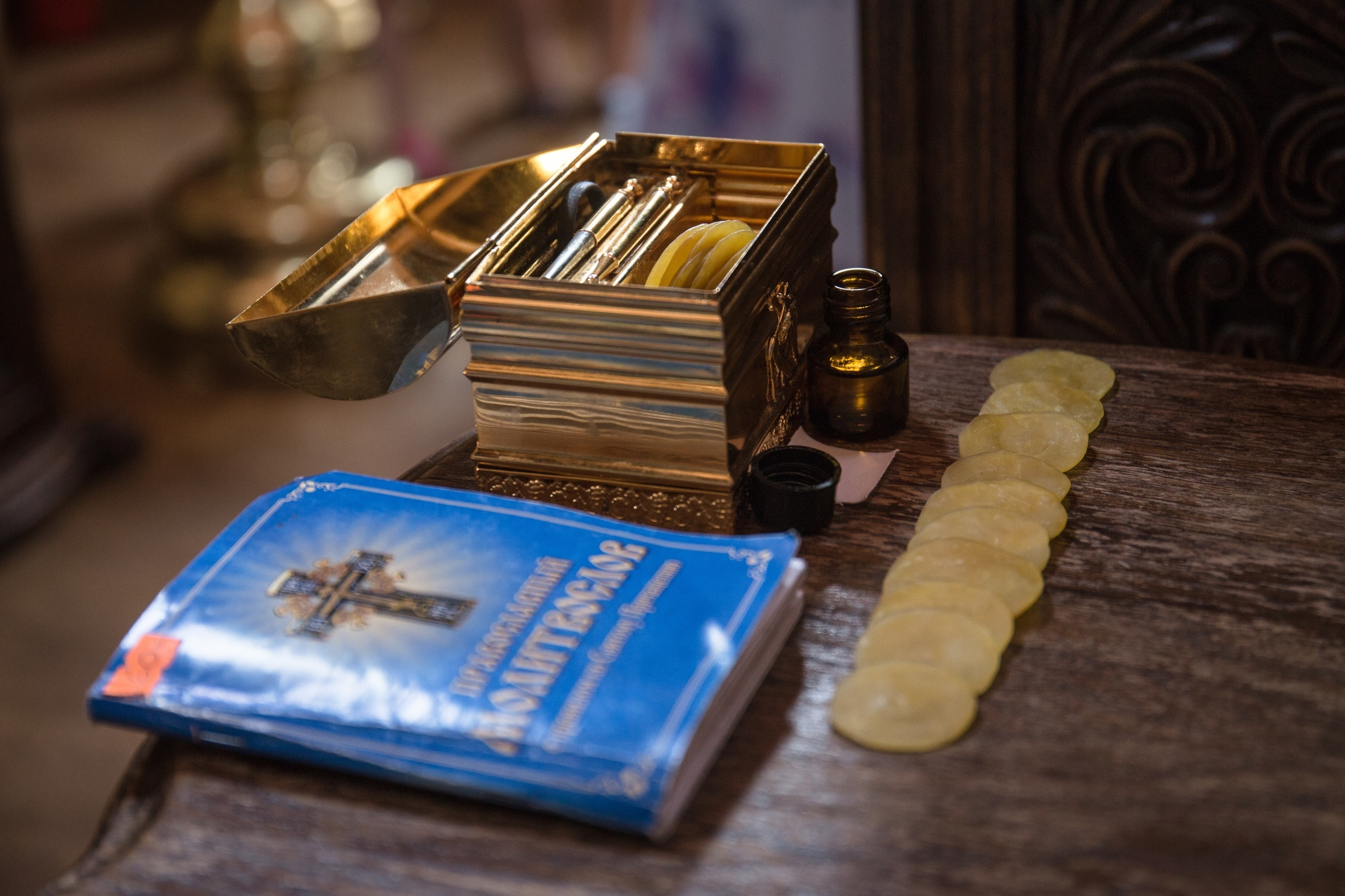 Крещение Аделины. Свадебный и семейный профессиональный фотограф в Ростове-на-Дону , Кри