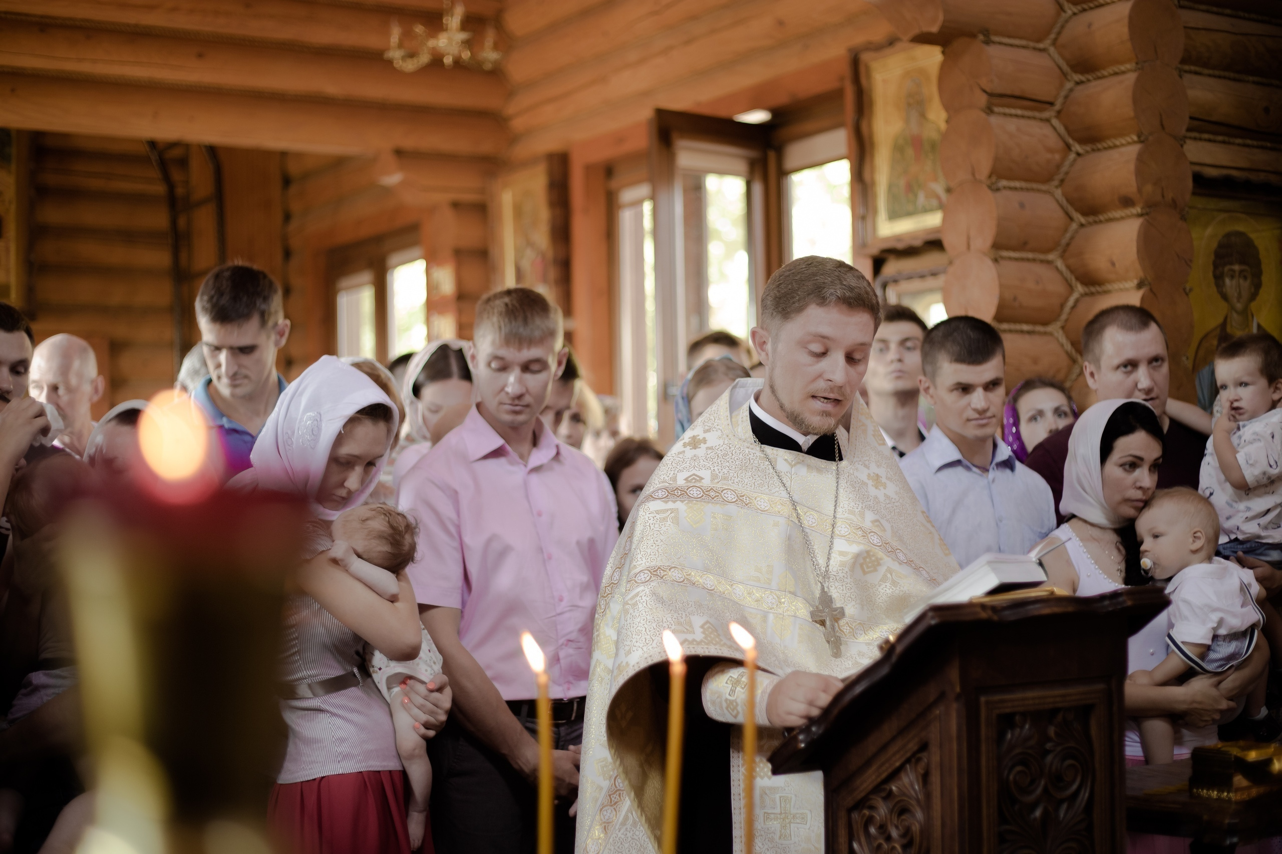 Крещение Аделины. Свадебный и семейный профессиональный фотограф в Ростове-на-Дону , Кри