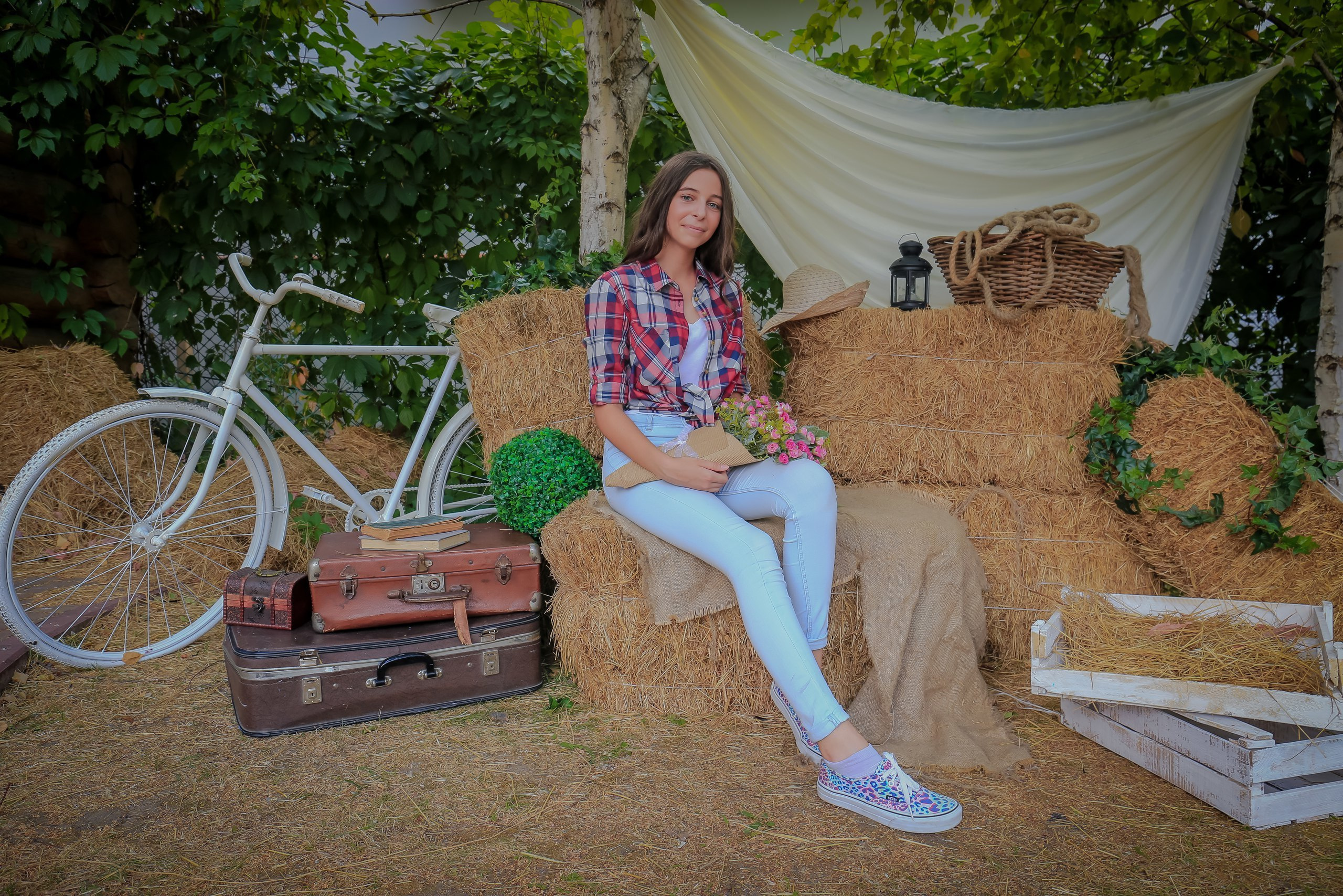 День рождения юной красавицы в "Тет-а-Тет". Свадебный и семейный профессиональный фотограф в Ростове-на-Дону , Кри