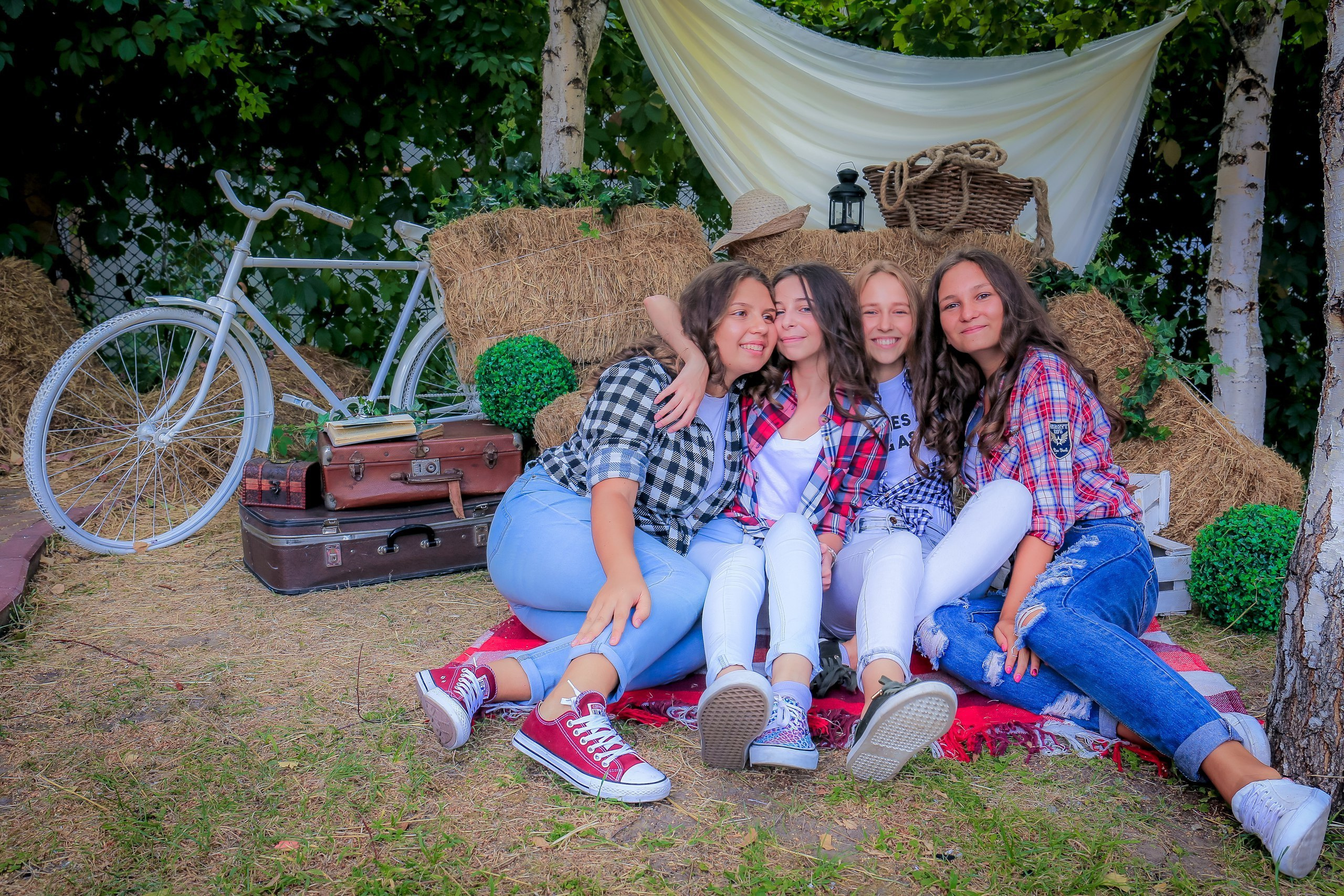 День рождения юной красавицы в "Тет-а-Тет". Свадебный и семейный профессиональный фотограф в Ростове-на-Дону , Кри