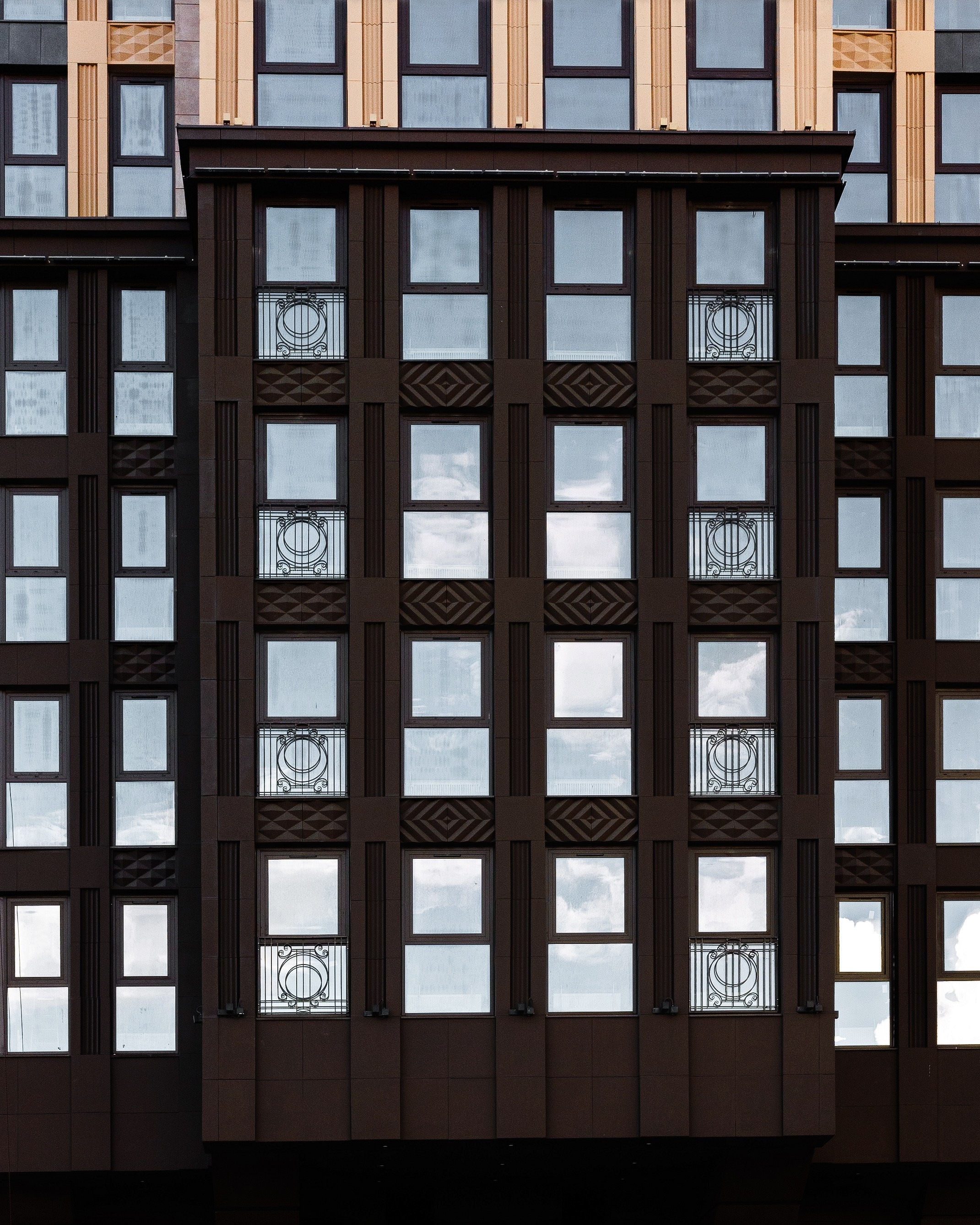 FULL HOUSE. АЛТ Портфолио