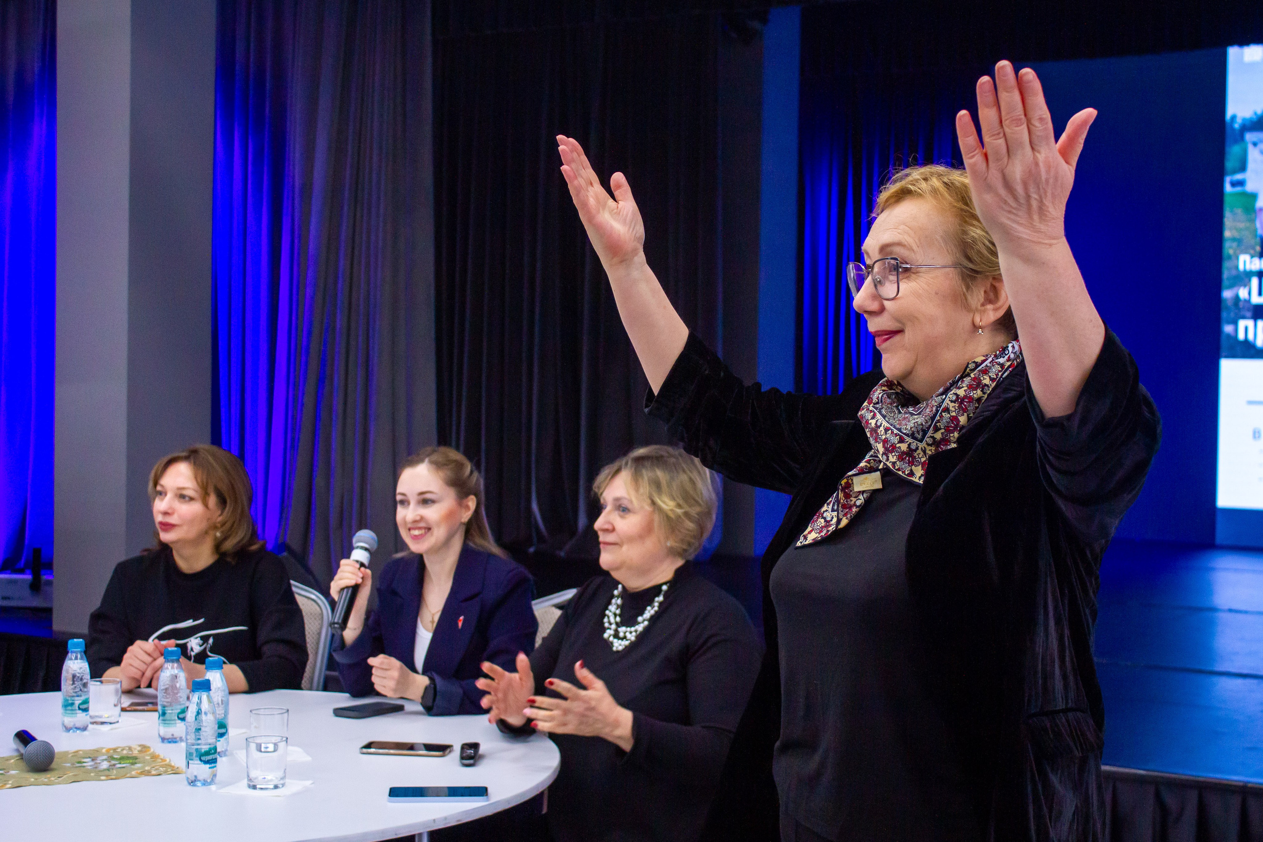 Круглый стол «Каким быть школьному театру»