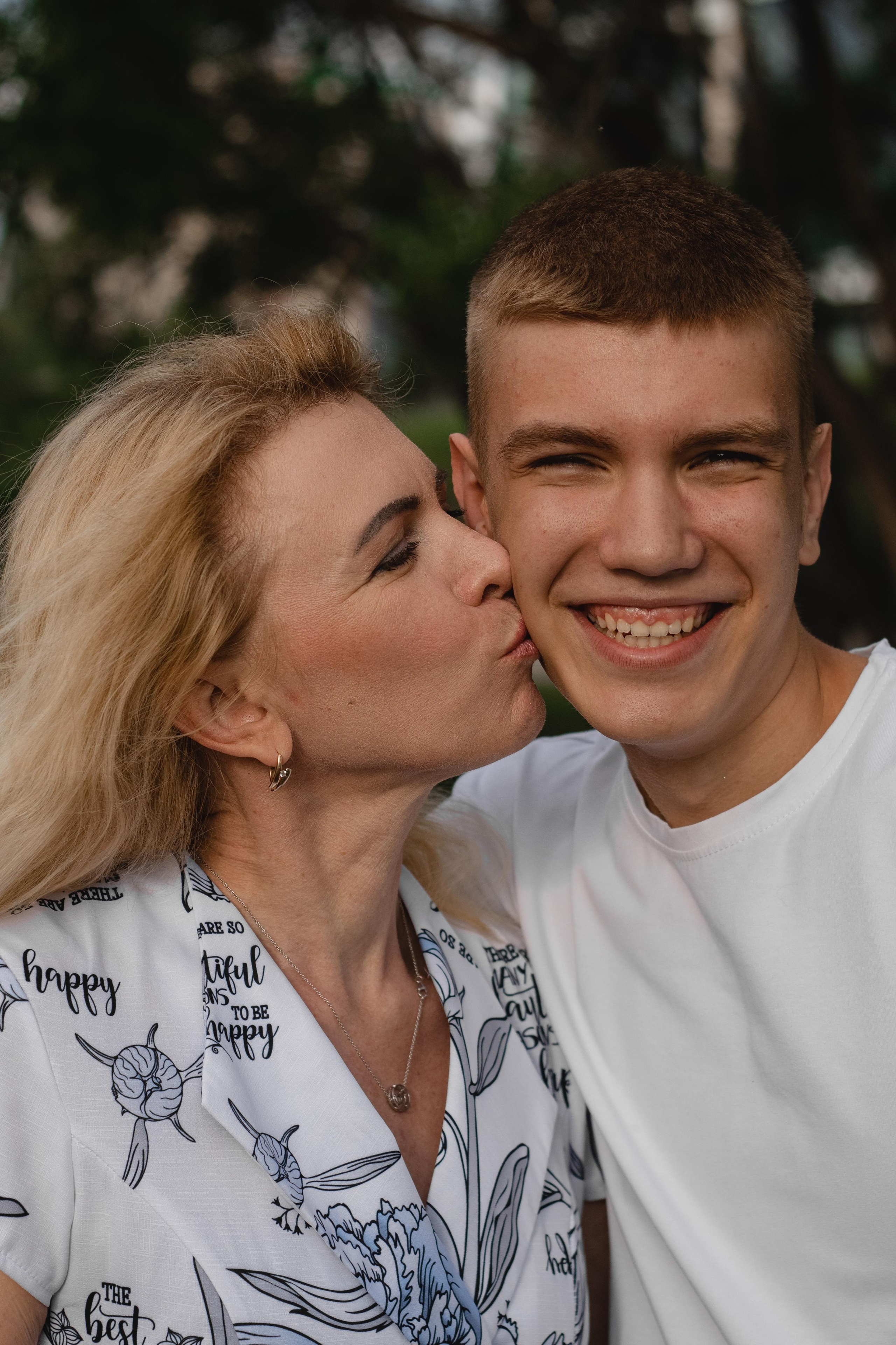 Фотосессия мама и два сына. ФОТОГРАФ НОВОСИБИРСК — АЛЁНА ЖИГАЛЕЕВА