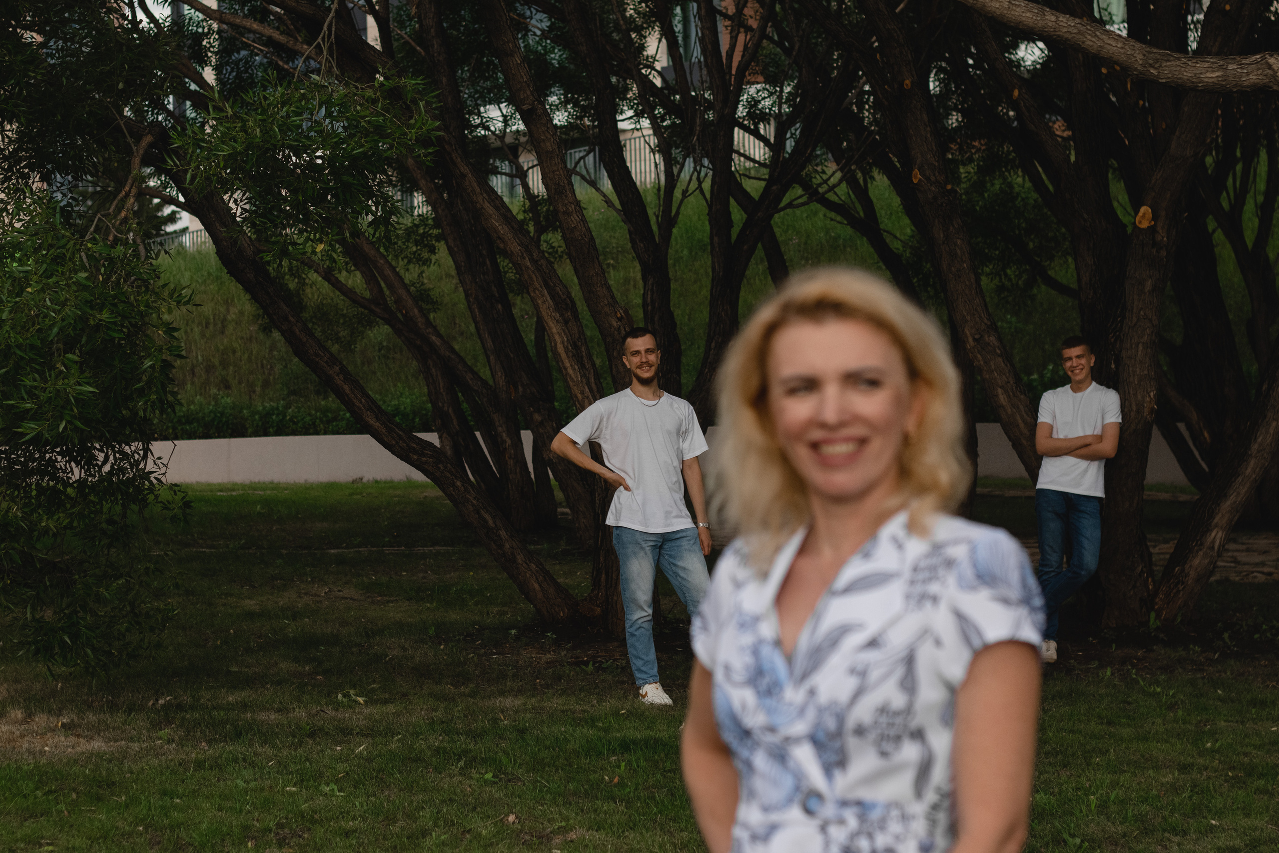 Фотосессия мама и два сына. ФОТОГРАФ НОВОСИБИРСК — АЛЁНА ЖИГАЛЕЕВА