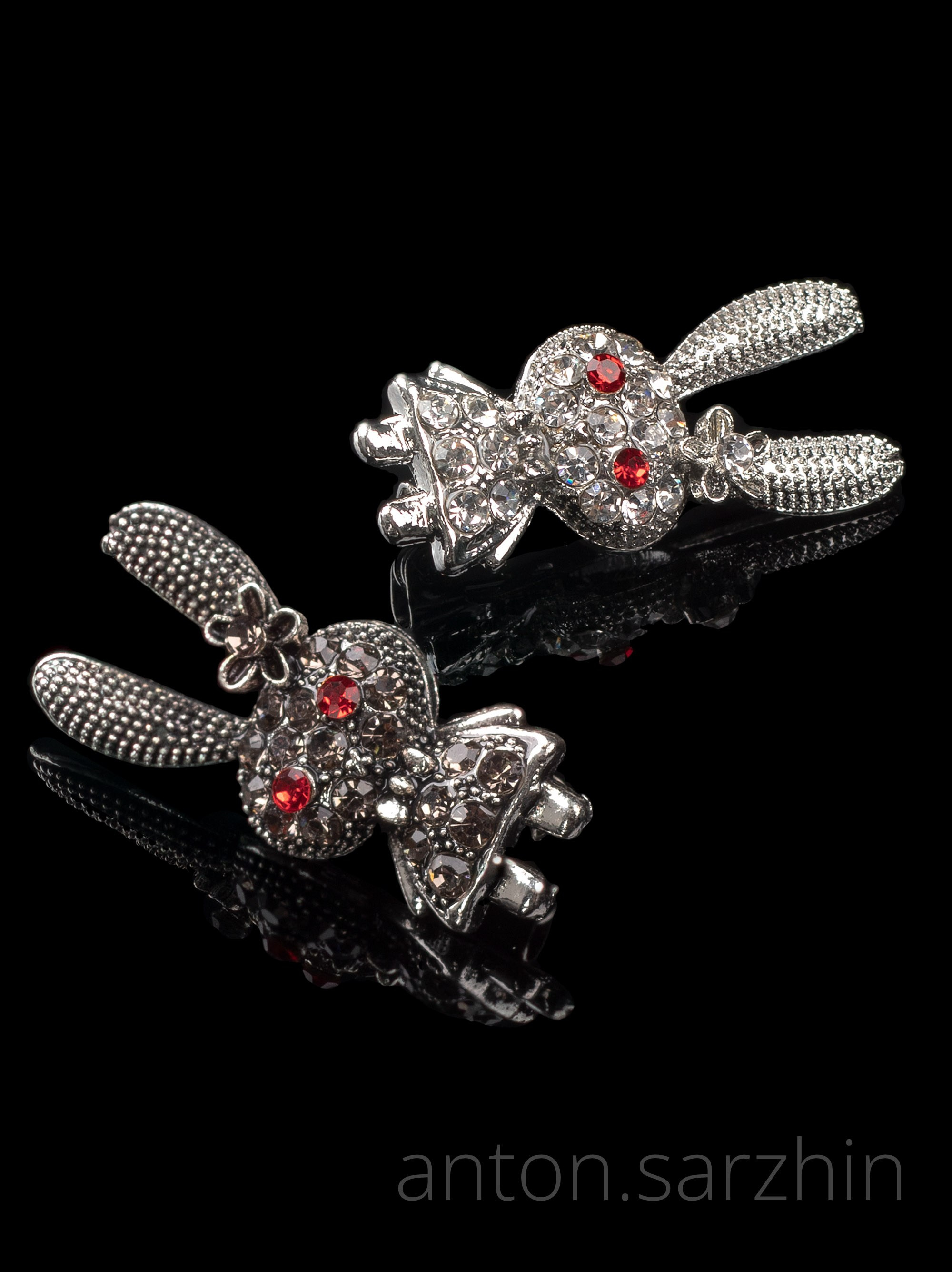 Предметные фотографии ювелирных изделий, украшений и бижутерии. Предметная фотосъемка в Москве предметный фотограф Саржин Антон