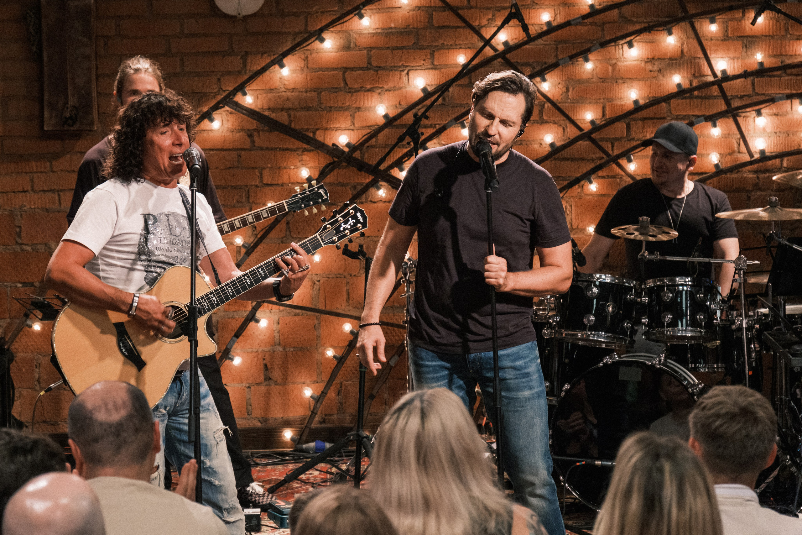 Квартирник у Маргулиса. Александр Ревва (Артур Пирожков). Профессиональный фотограф в Москве и МО Денис Кулешов