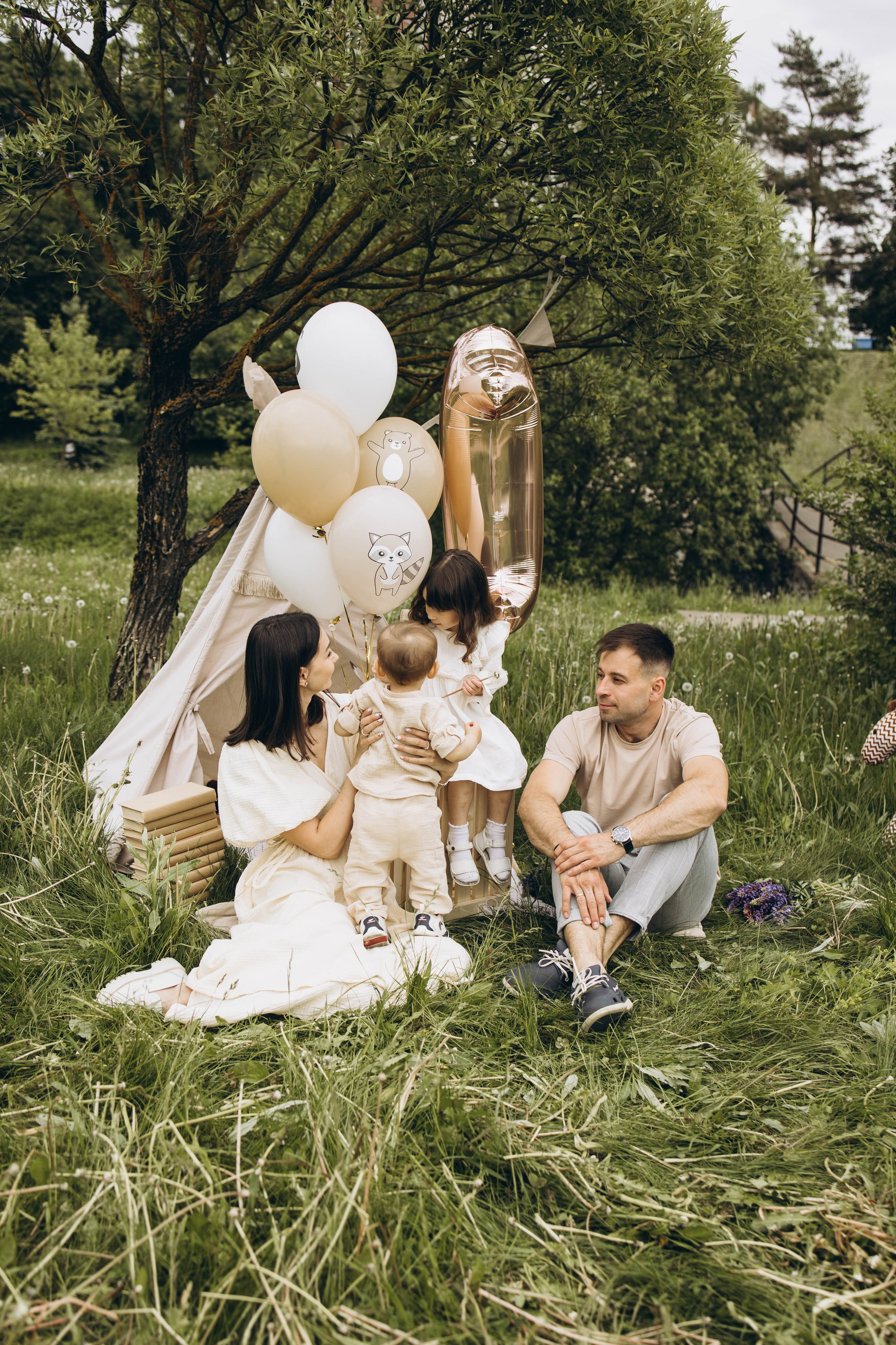 Маша, Женя, Ариана и Мирон. Семейный фотограф в Москве Виктория Ястребинская