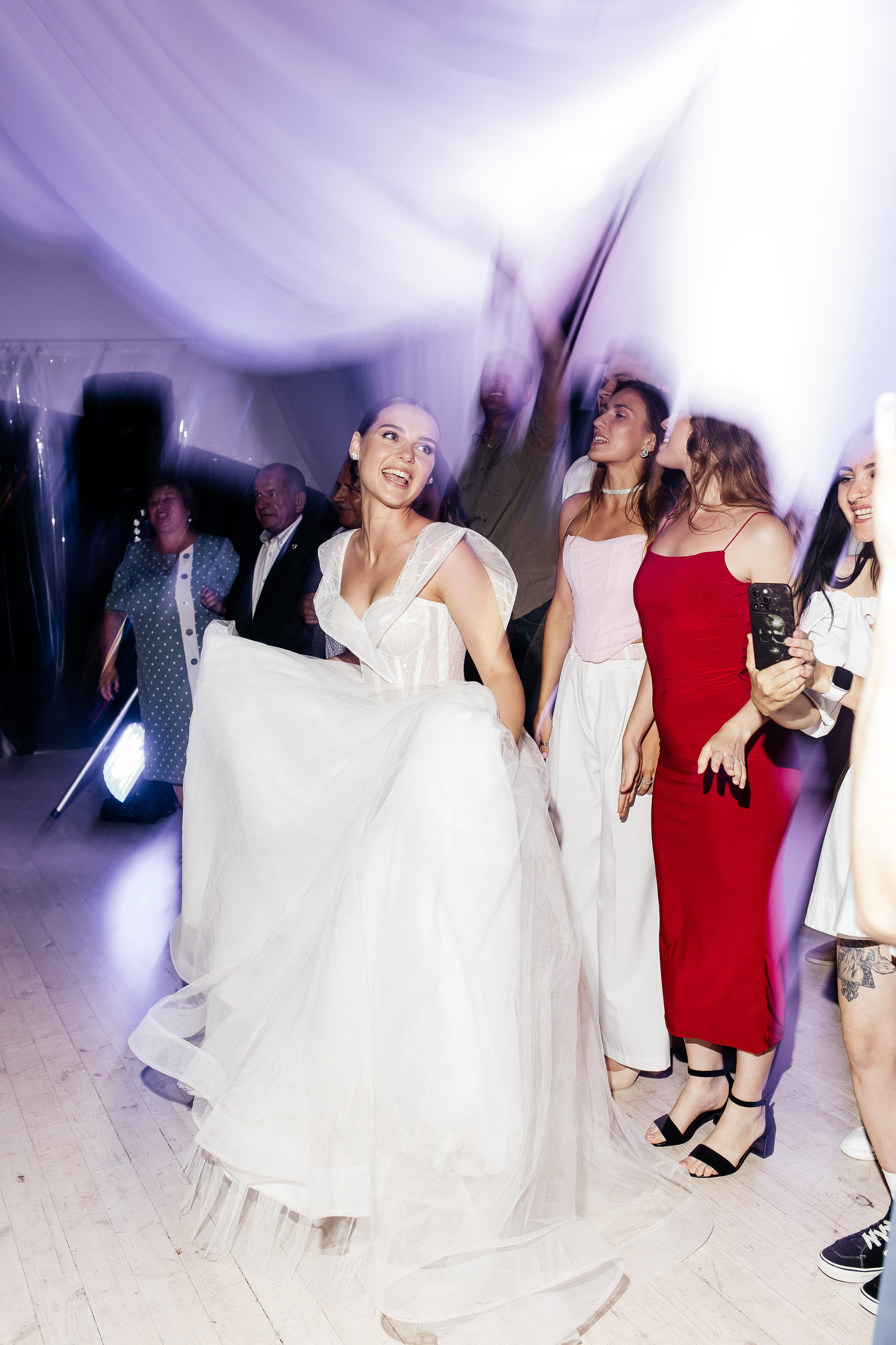 Летняя свадебная фотосессия