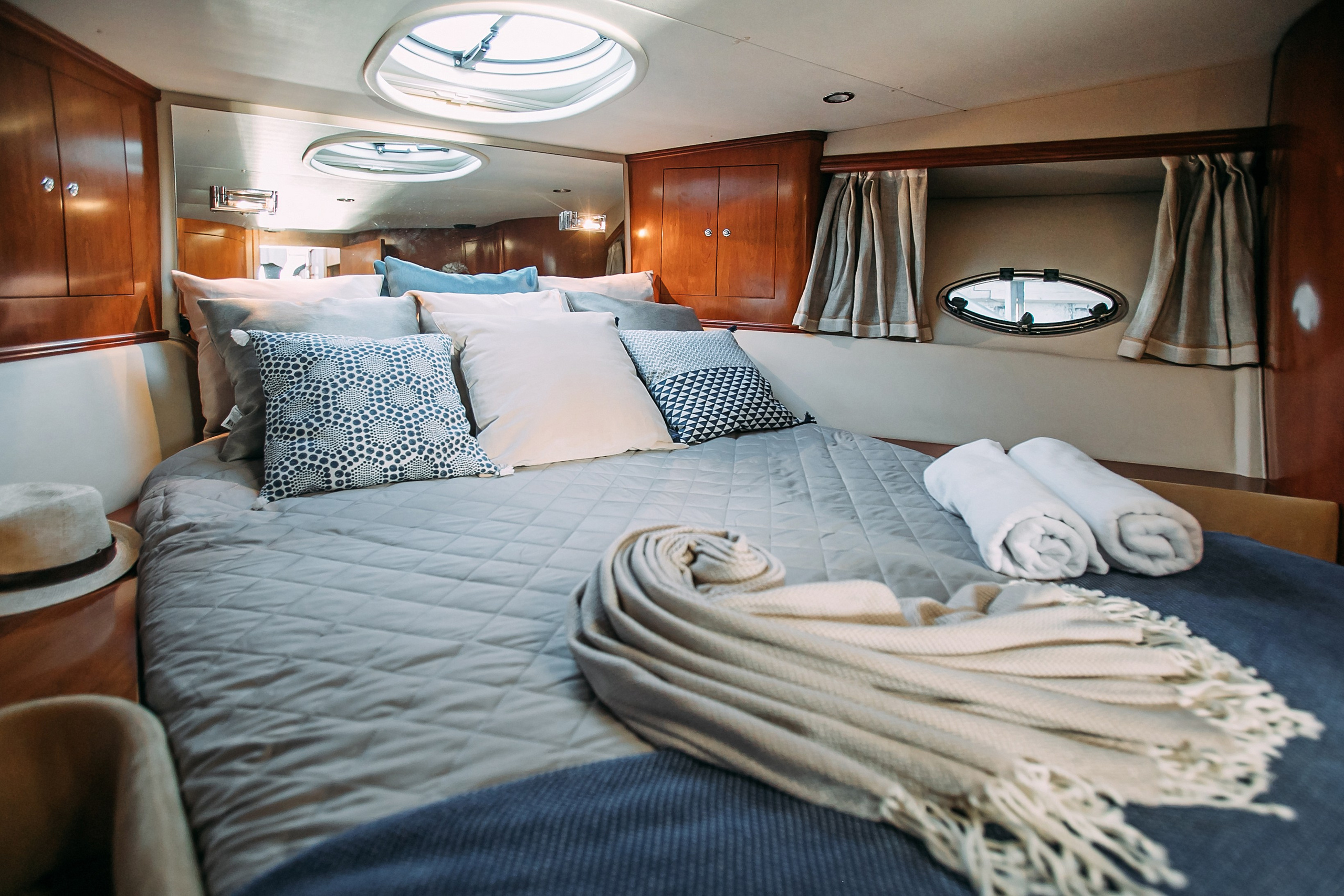 Яхта Rodman 44 Holiday. SPB Rent Boats|аренда катеров и теплоходов