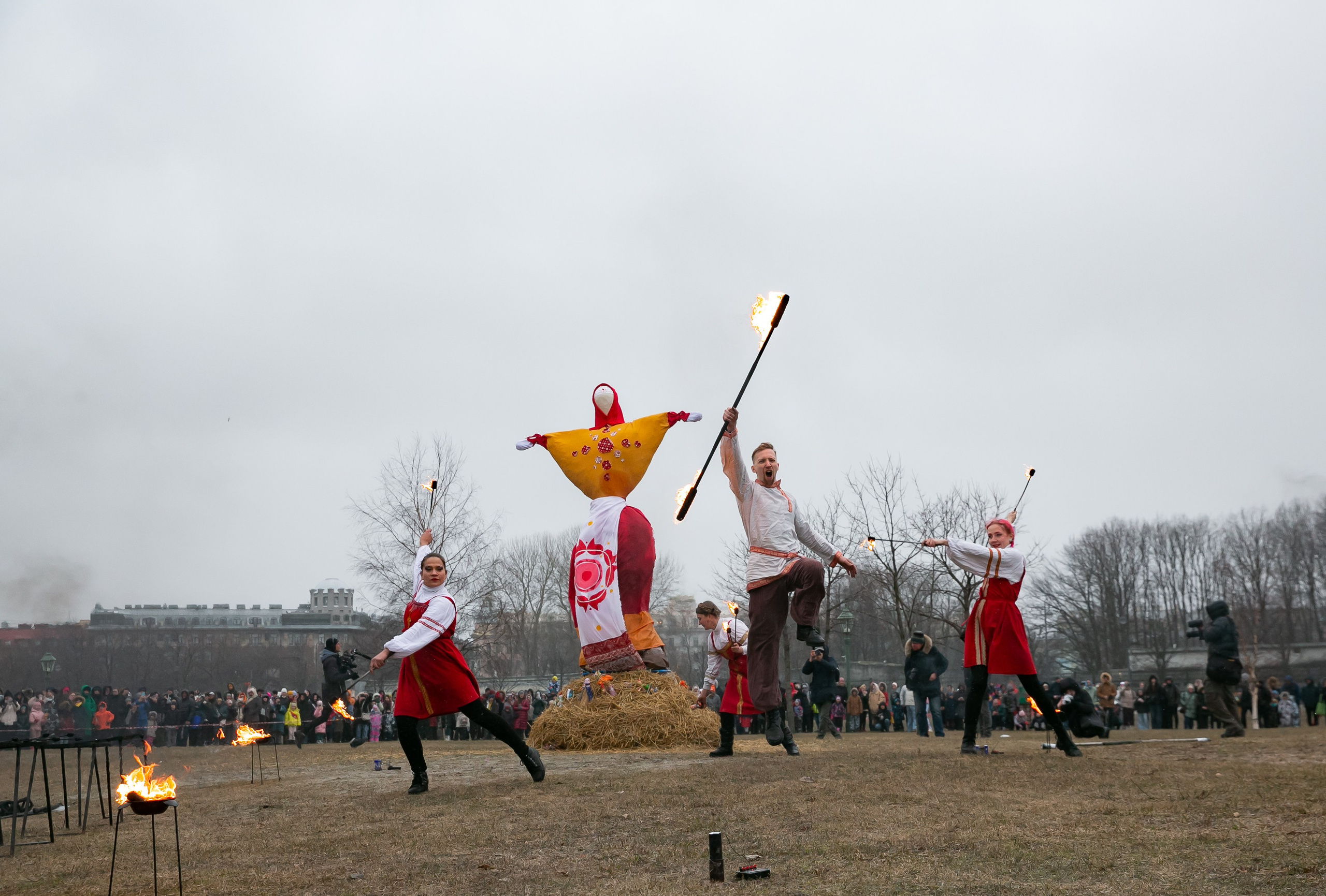 Масленица 2024 Петропавловская крепость. Семейный и портретный фотограф в Санкт-Петербурге Ольга Станкова