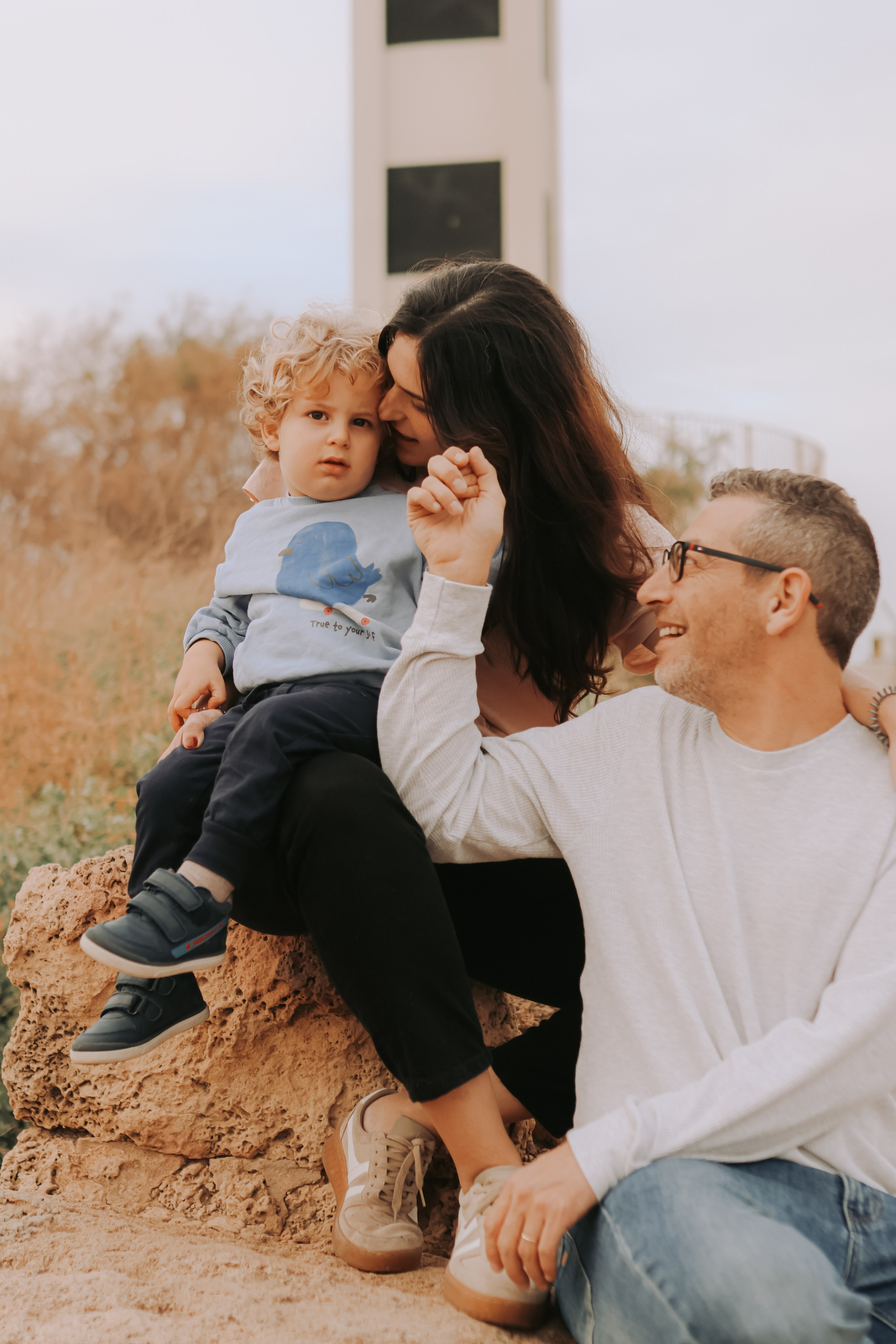 Eithan's family, Tel Aviv | February 2026. Photographer in Israel Alice Milchin