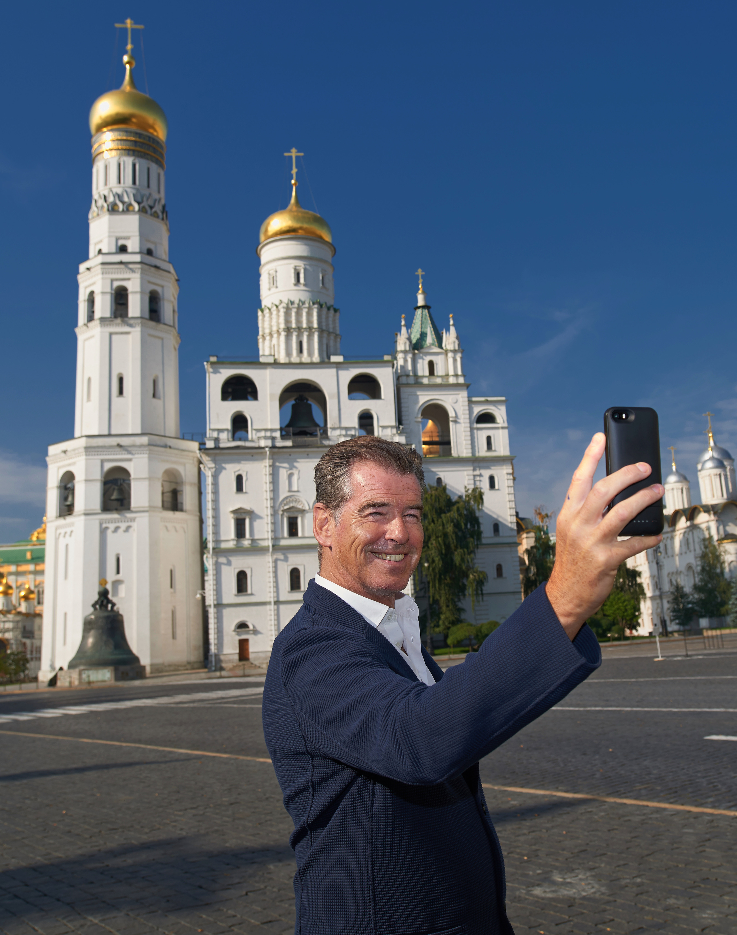 REPORTAGE. Www.apowerstudio.com