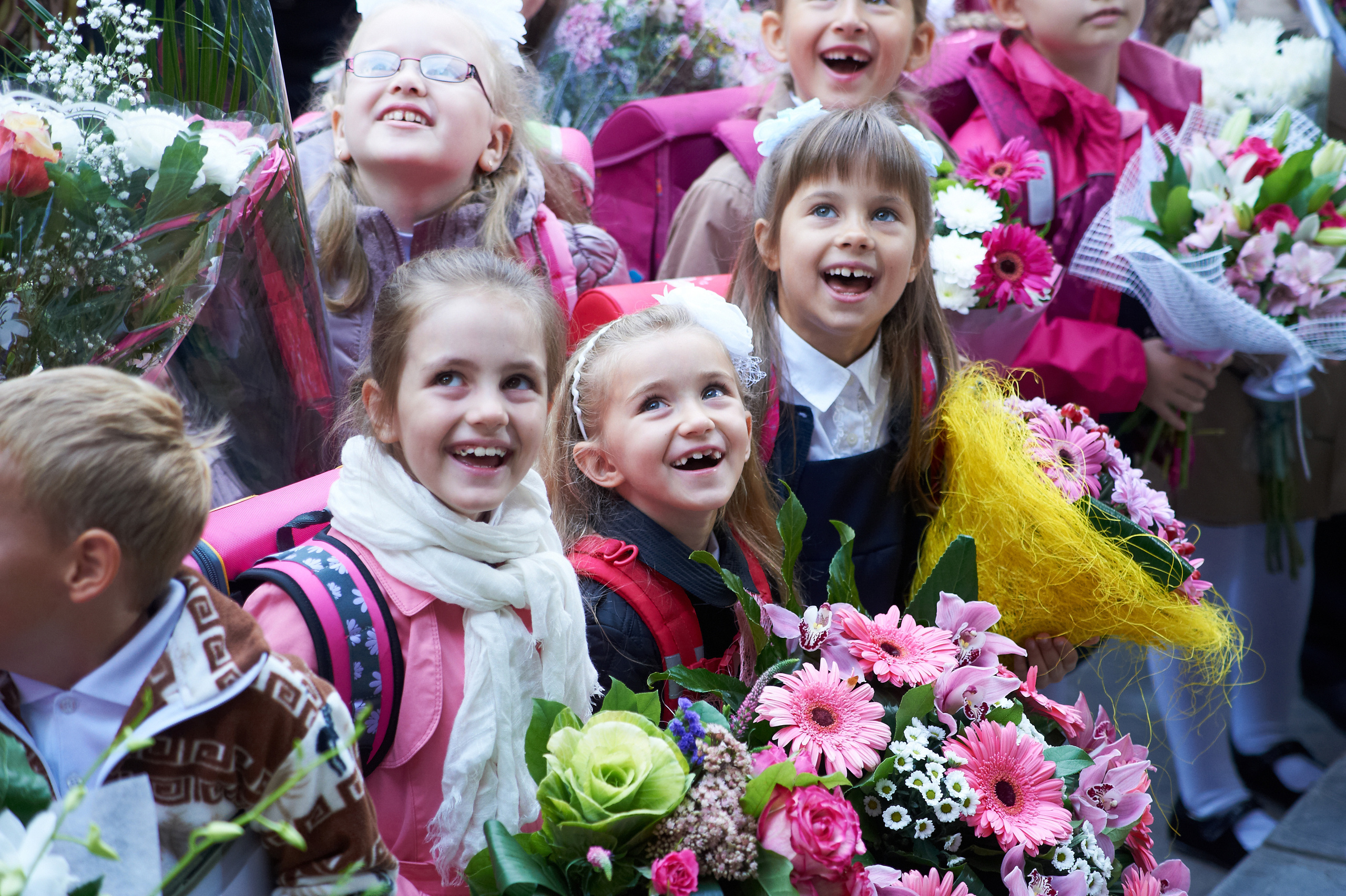 REPORTAGE. Www.apowerstudio.com