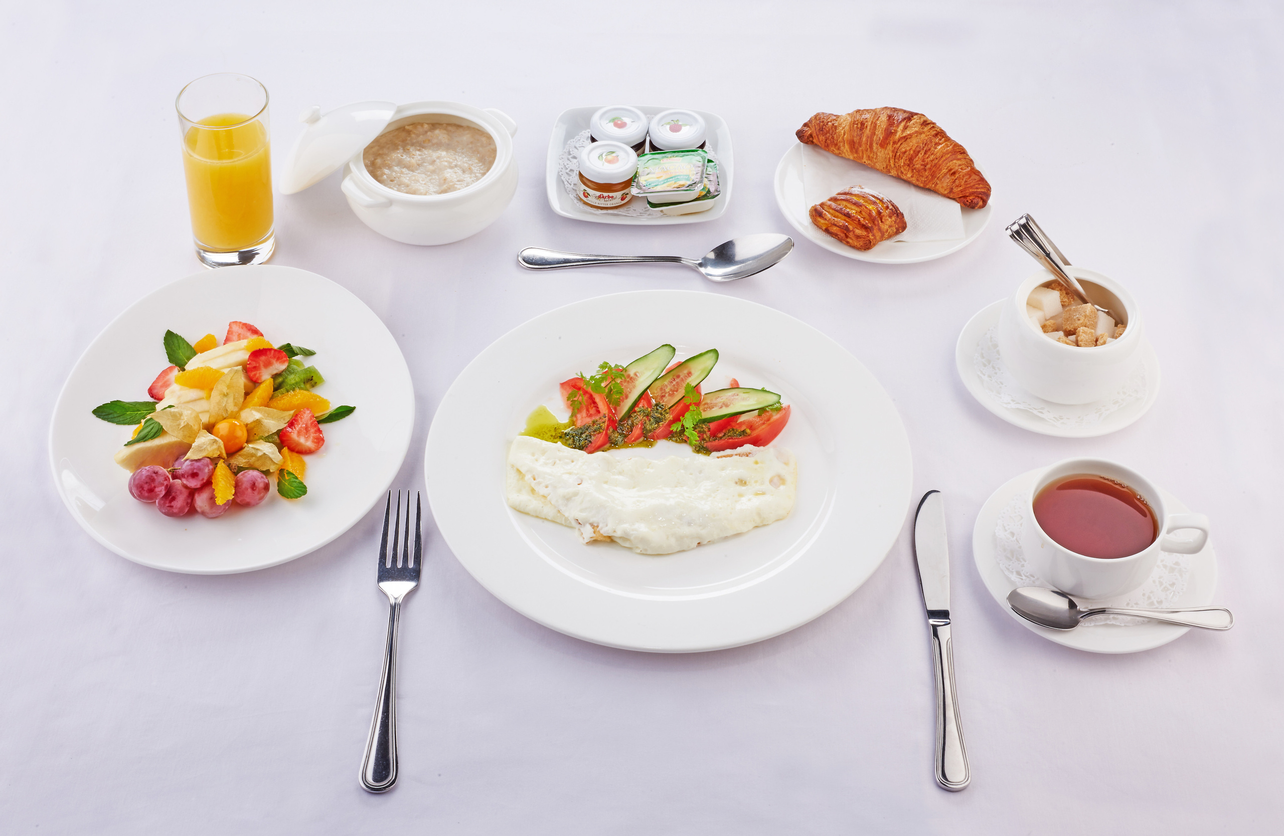 FOOD. Www.apowerstudio.com