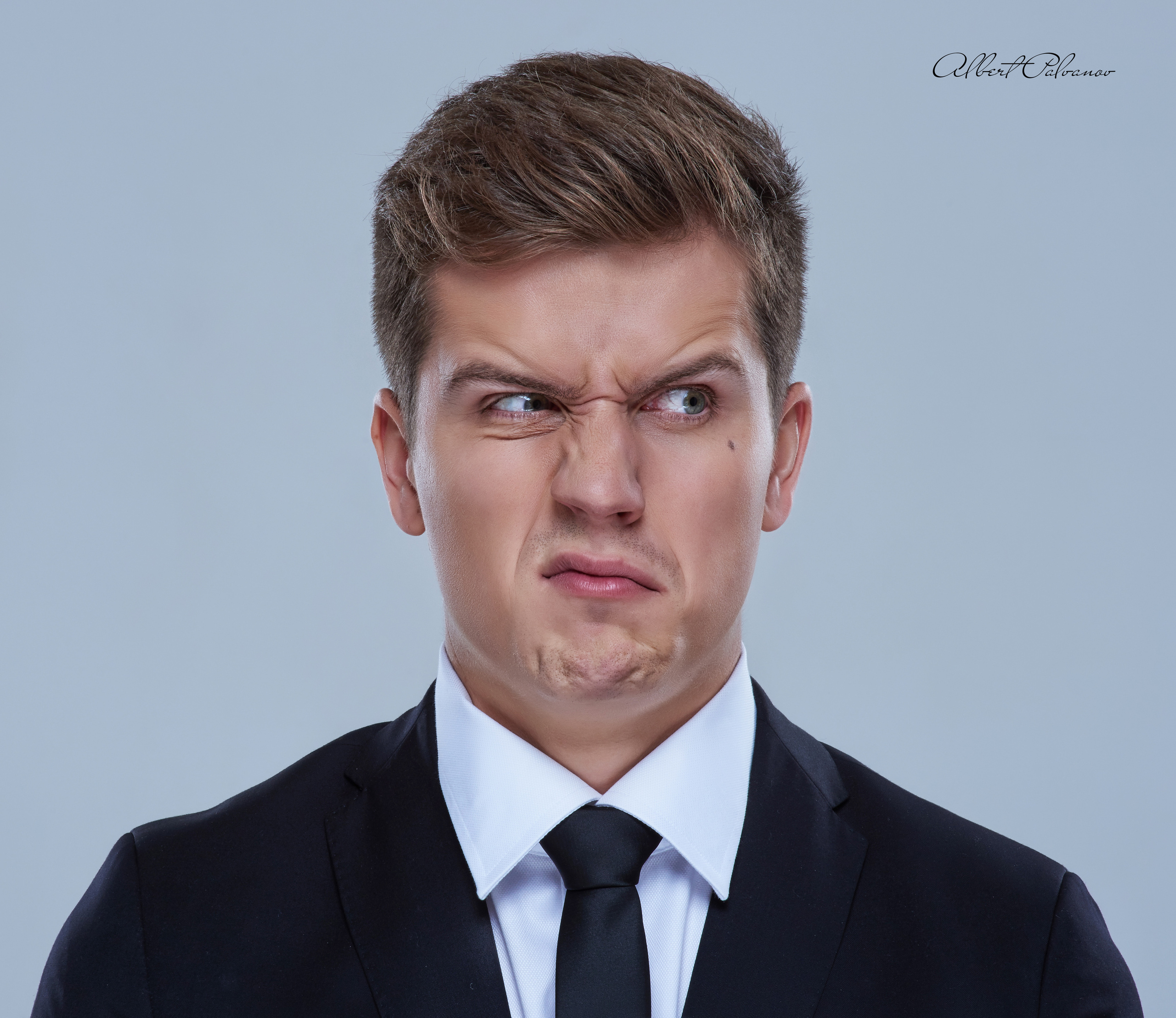 PORTRAIT. Www.apowerstudio.com