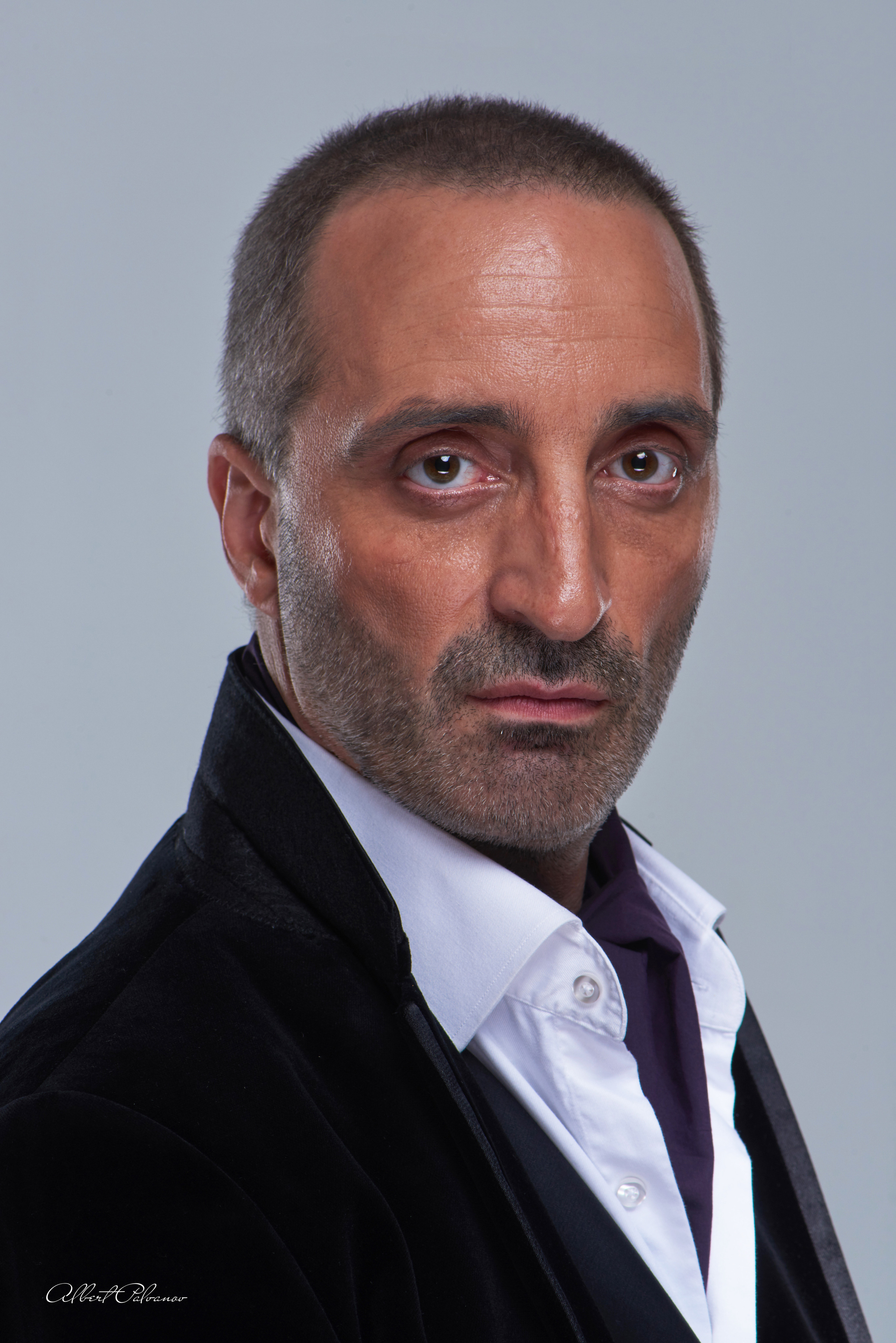 PORTRAIT. Www.apowerstudio.com