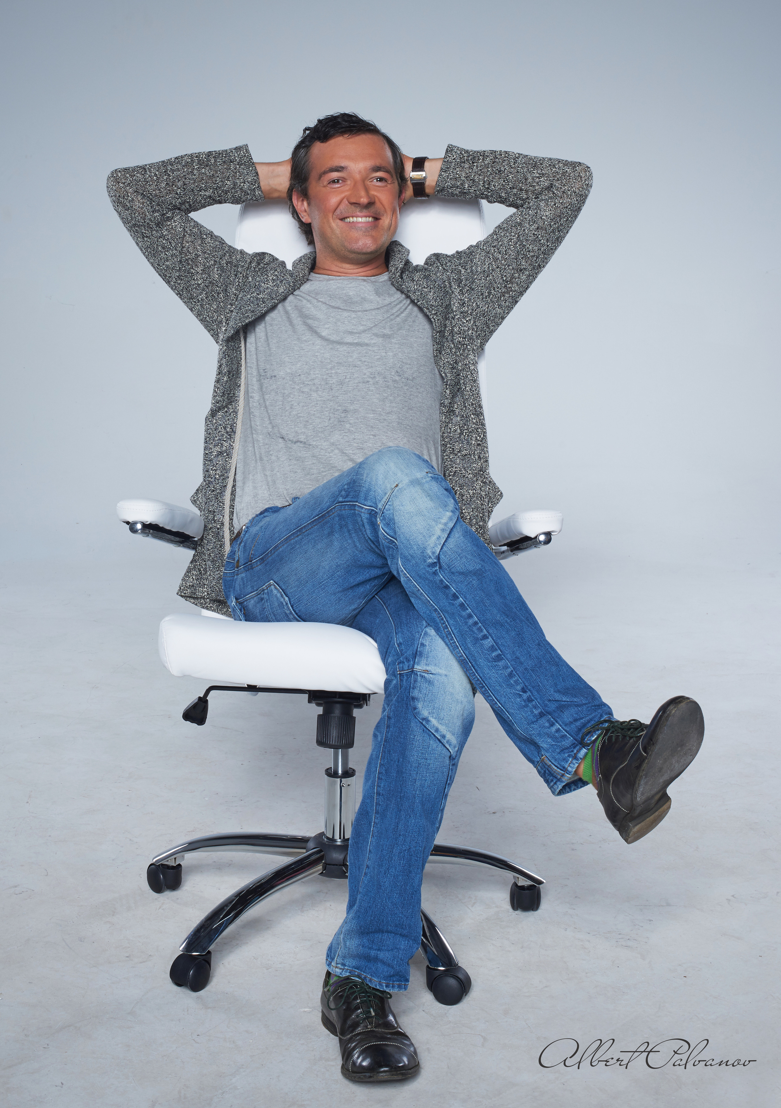 PORTRAIT. Www.apowerstudio.com