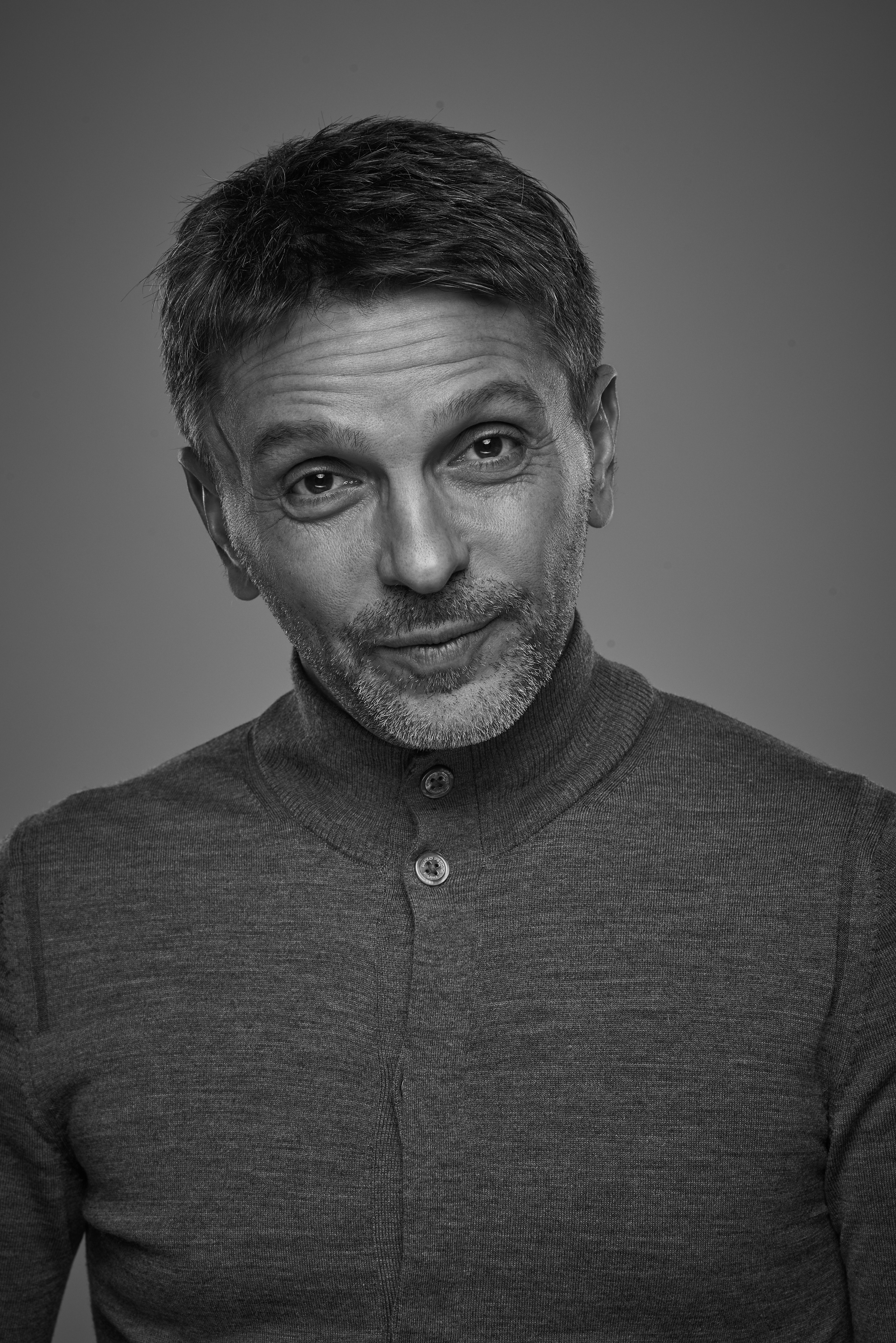 PORTRAIT. Www.apowerstudio.com