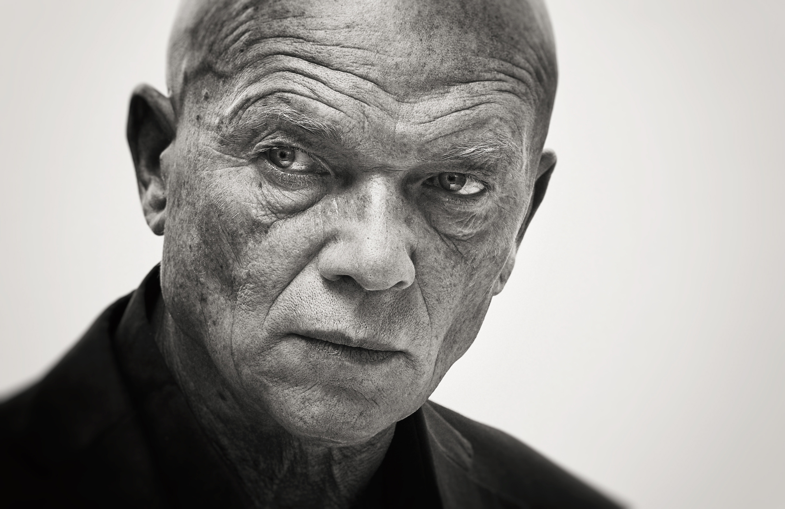 PORTRAIT. Www.apowerstudio.com