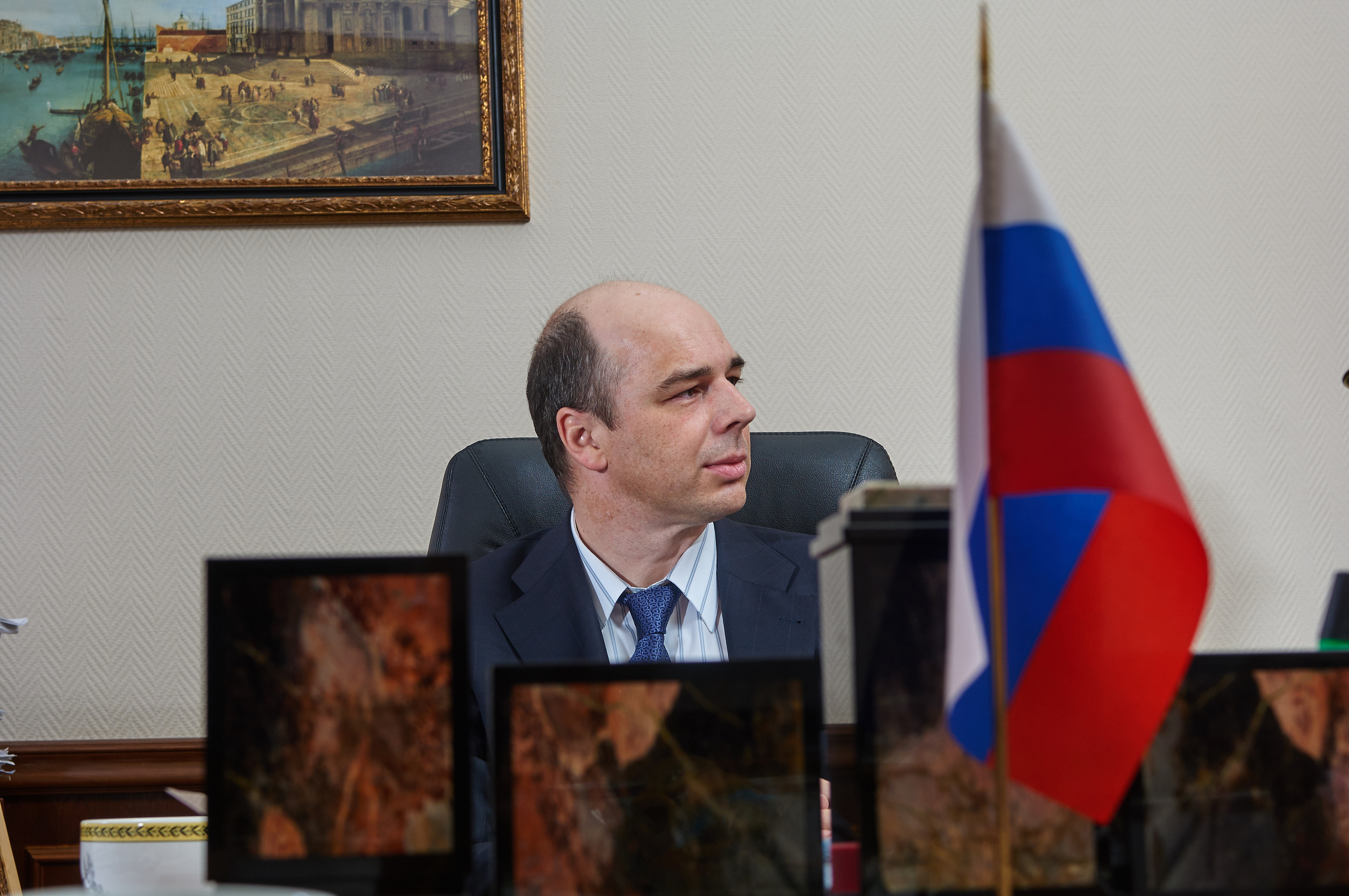 PORTRAIT. Www.apowerstudio.com