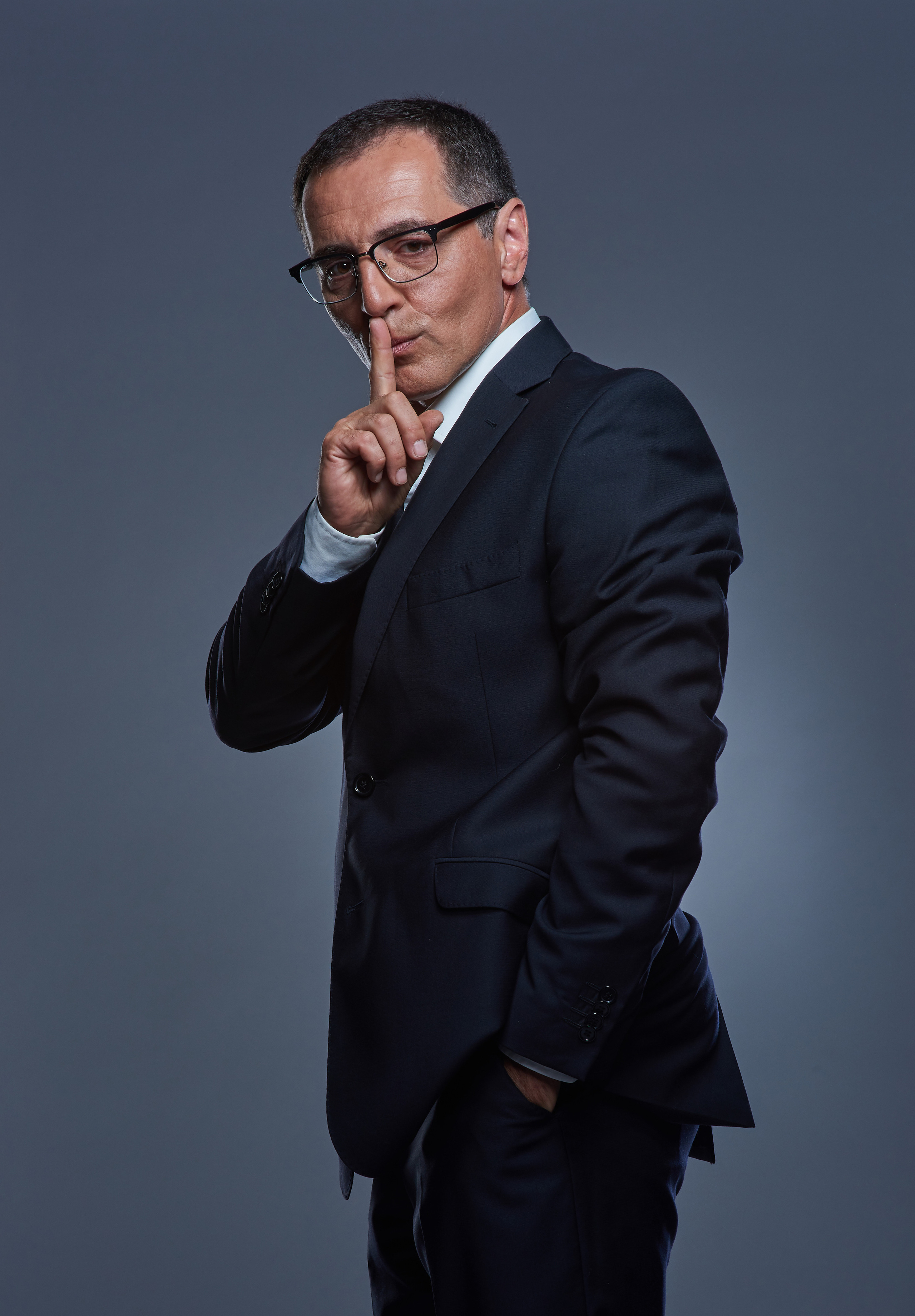 PORTRAIT. Www.apowerstudio.com