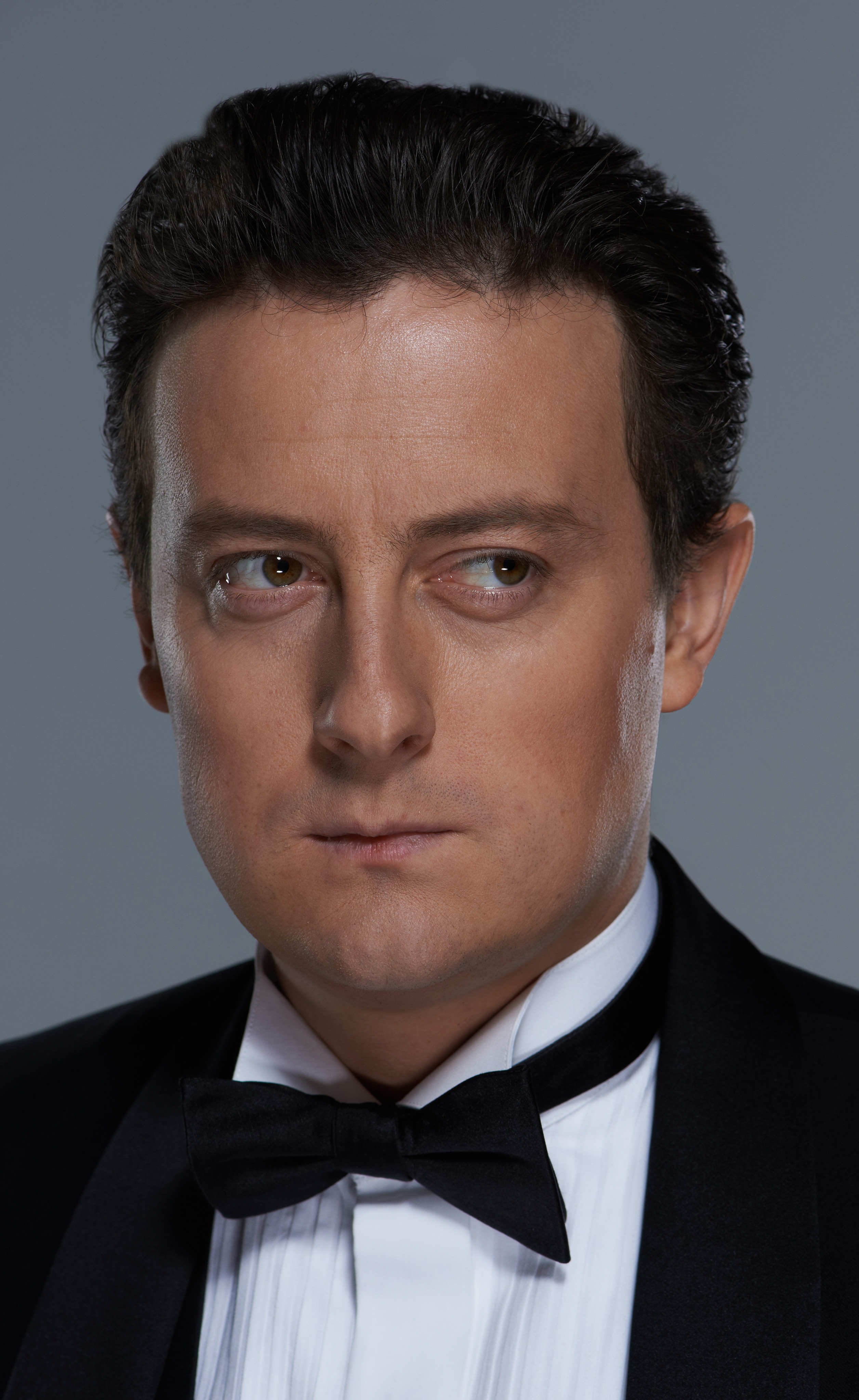 PORTRAIT. Www.apowerstudio.com