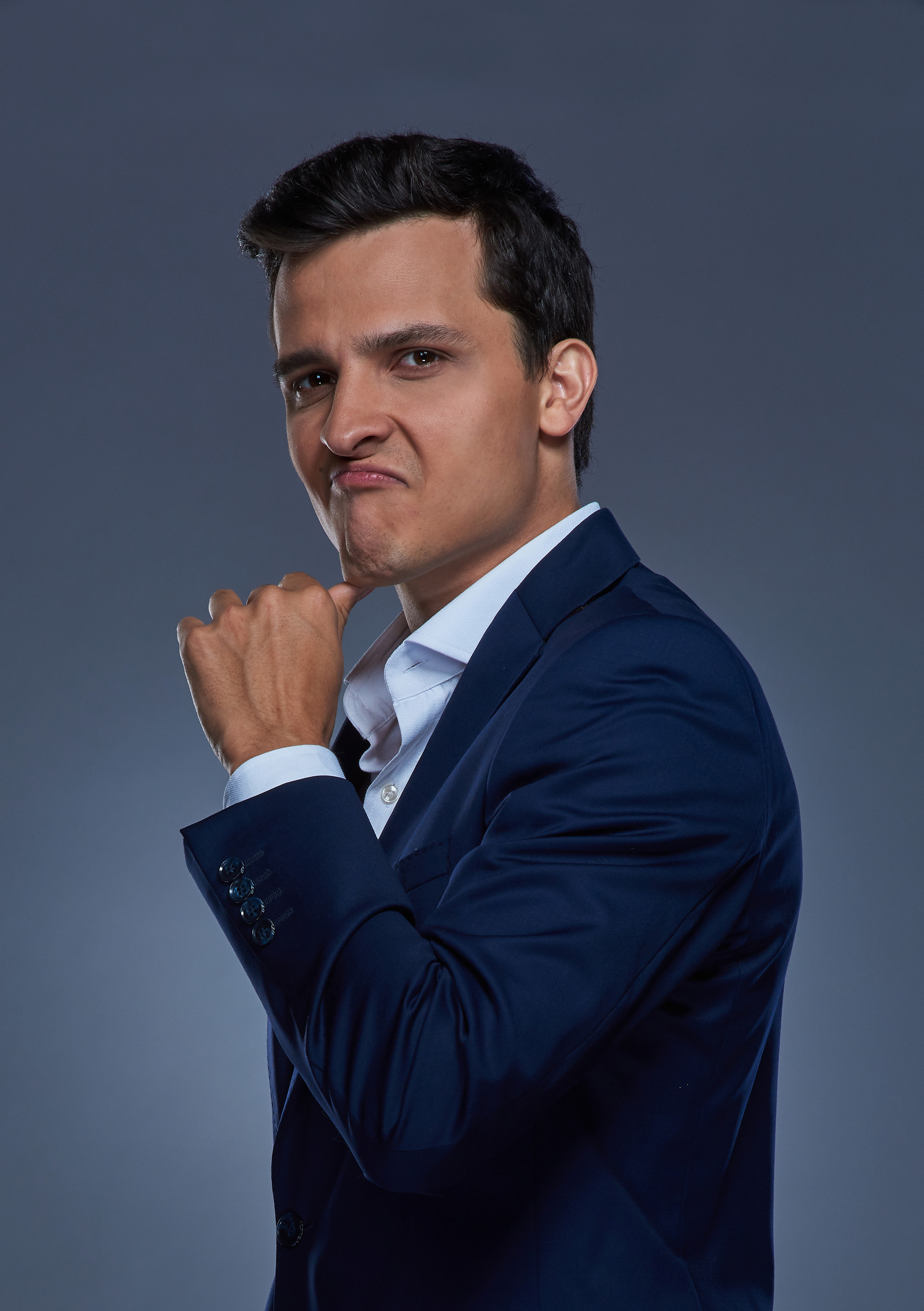 PORTRAIT. Www.apowerstudio.com