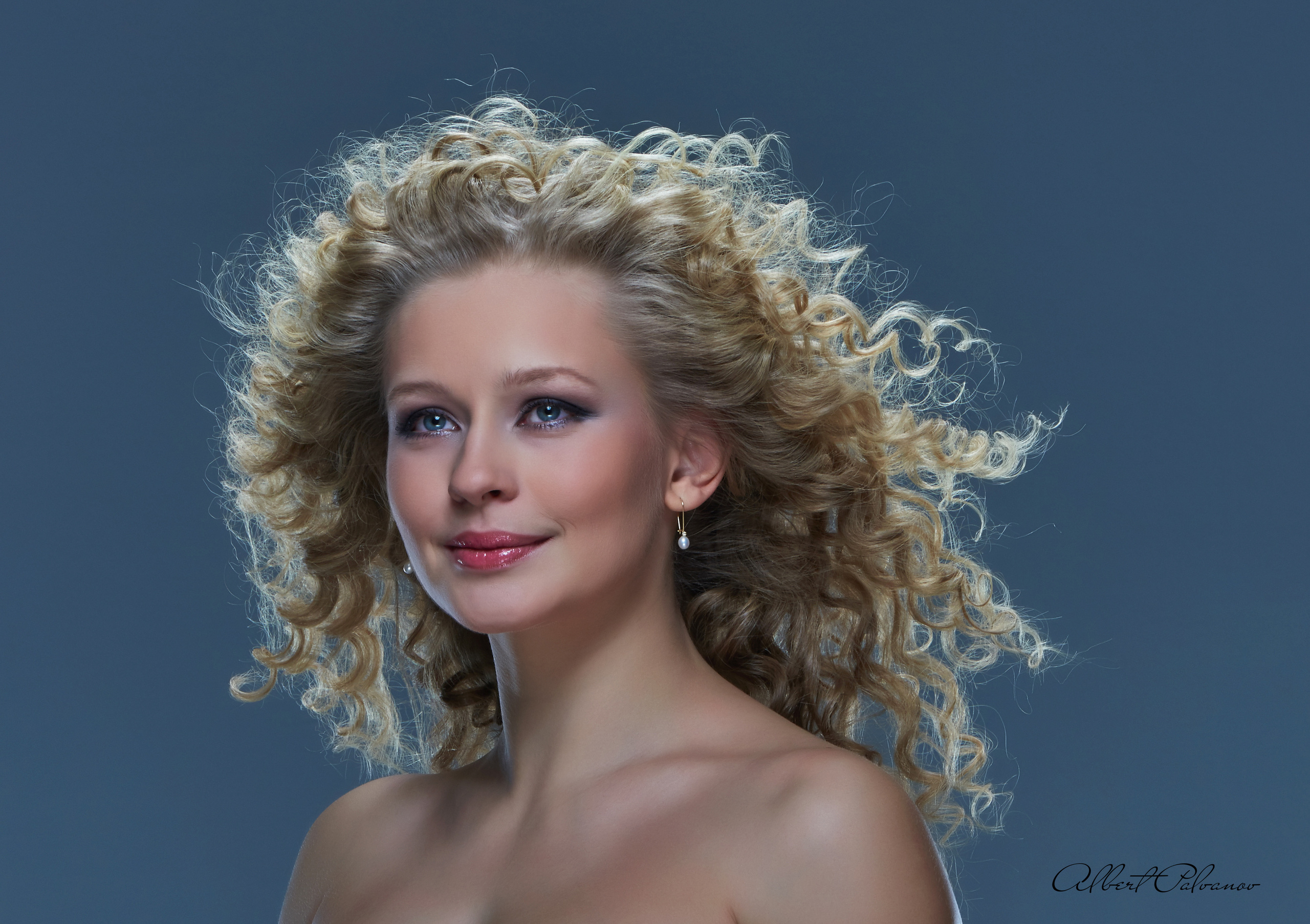 PORTRAIT. Www.apowerstudio.com