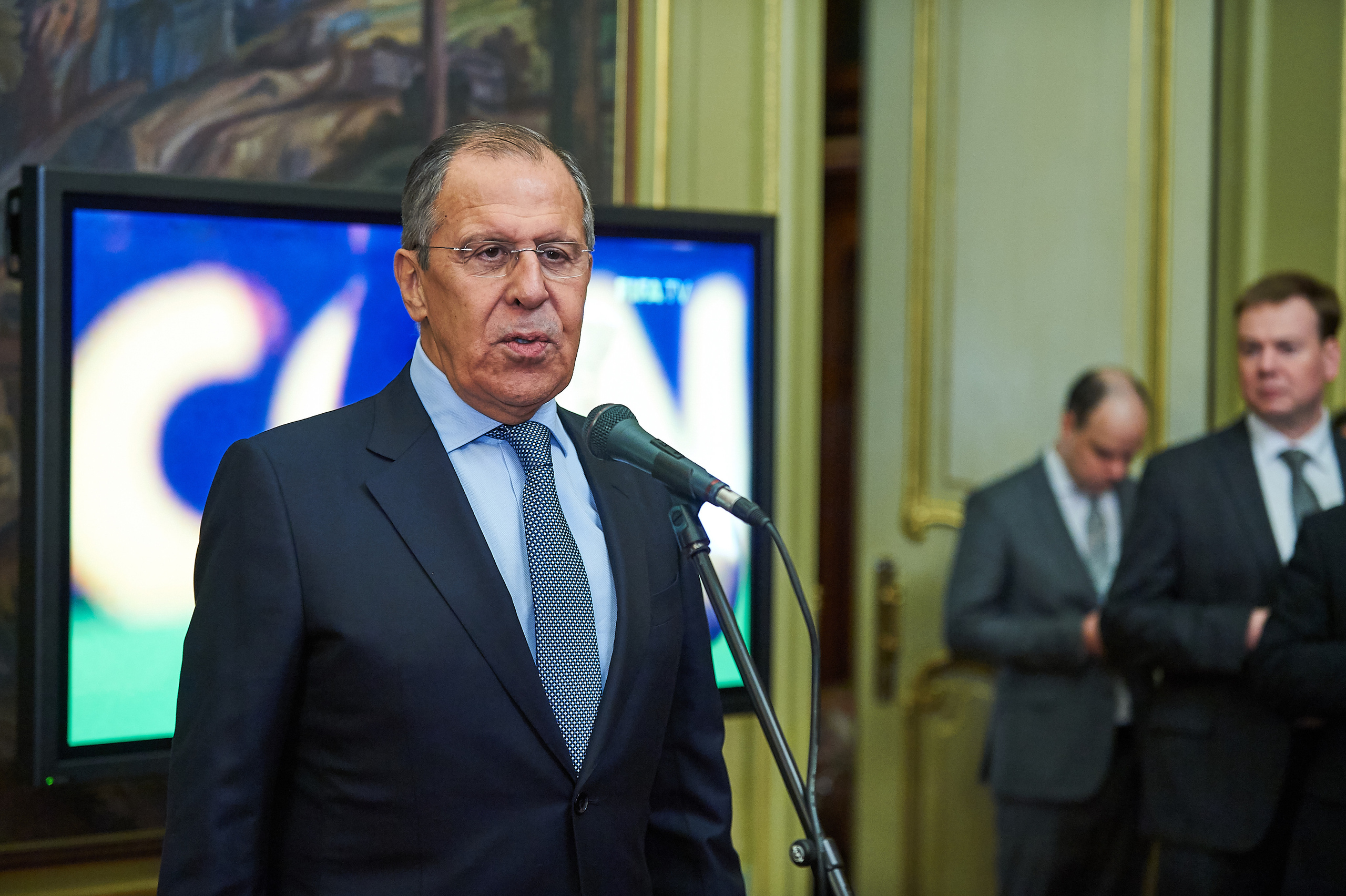 REPORTAGE. Www.apowerstudio.com