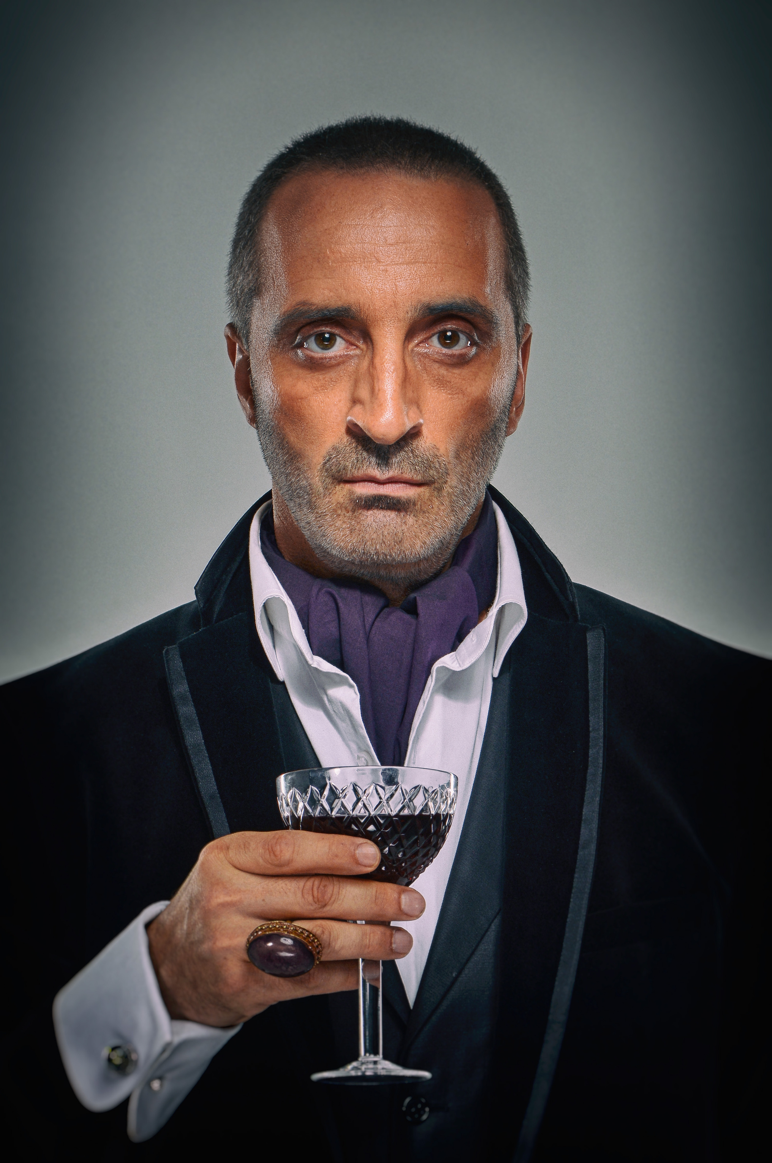 PORTRAIT. Www.apowerstudio.com