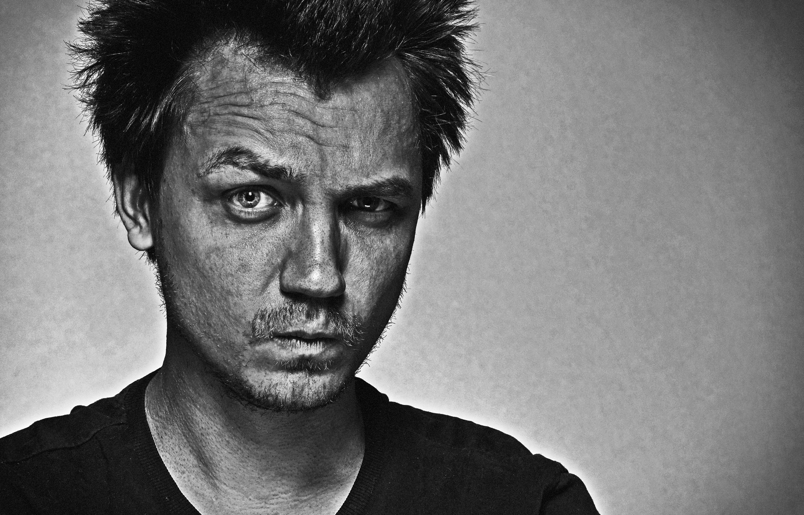 PORTRAIT. Www.apowerstudio.com