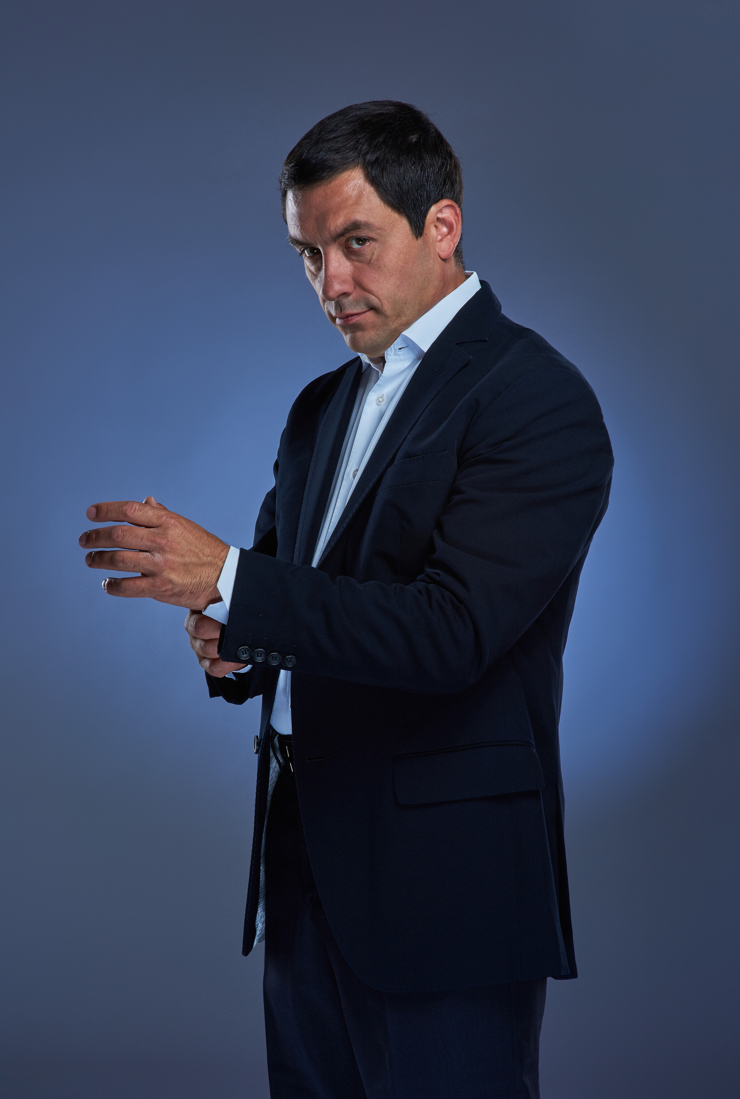 PORTRAIT. Www.apowerstudio.com