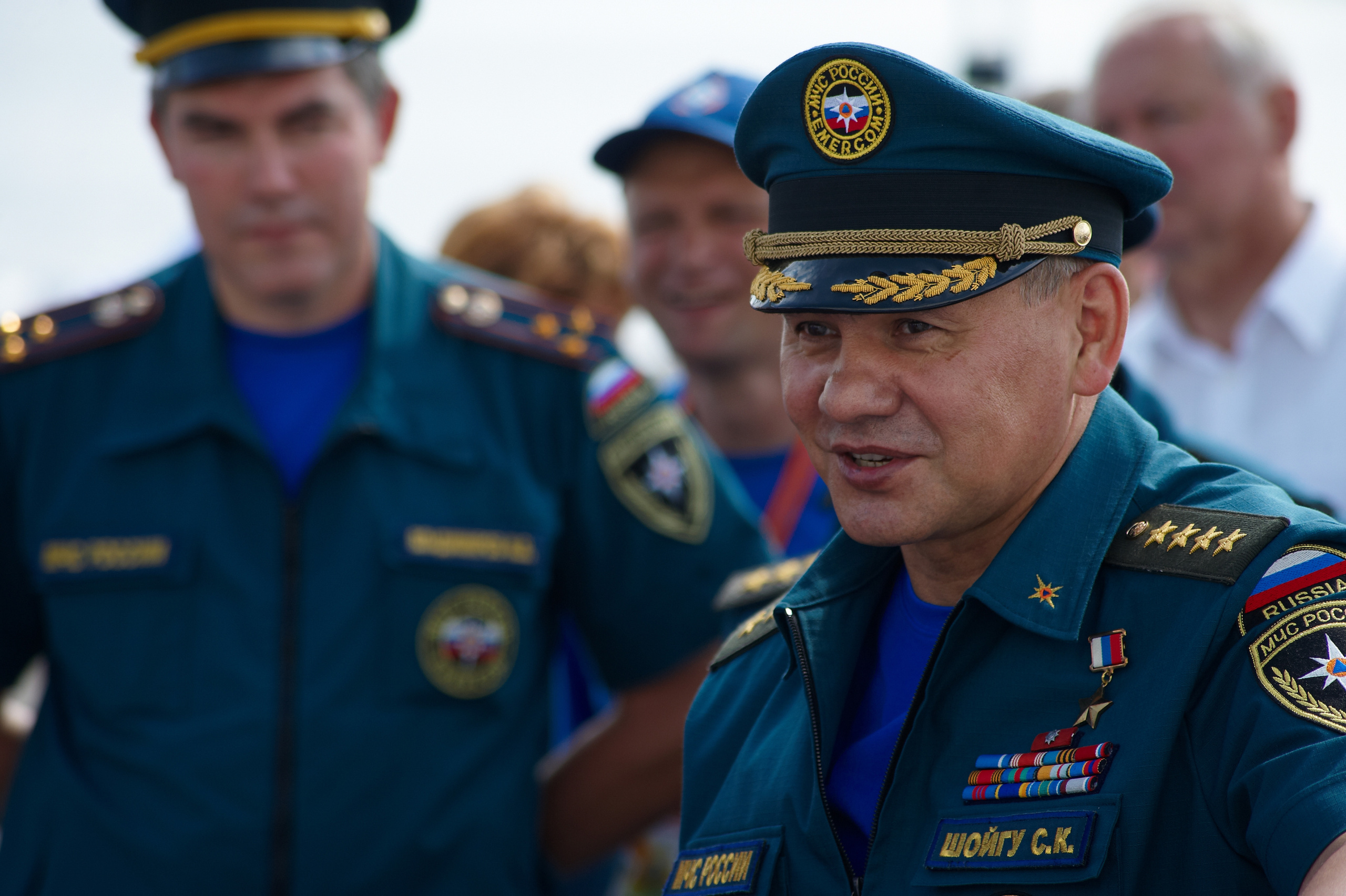 REPORTAGE. Www.apowerstudio.com